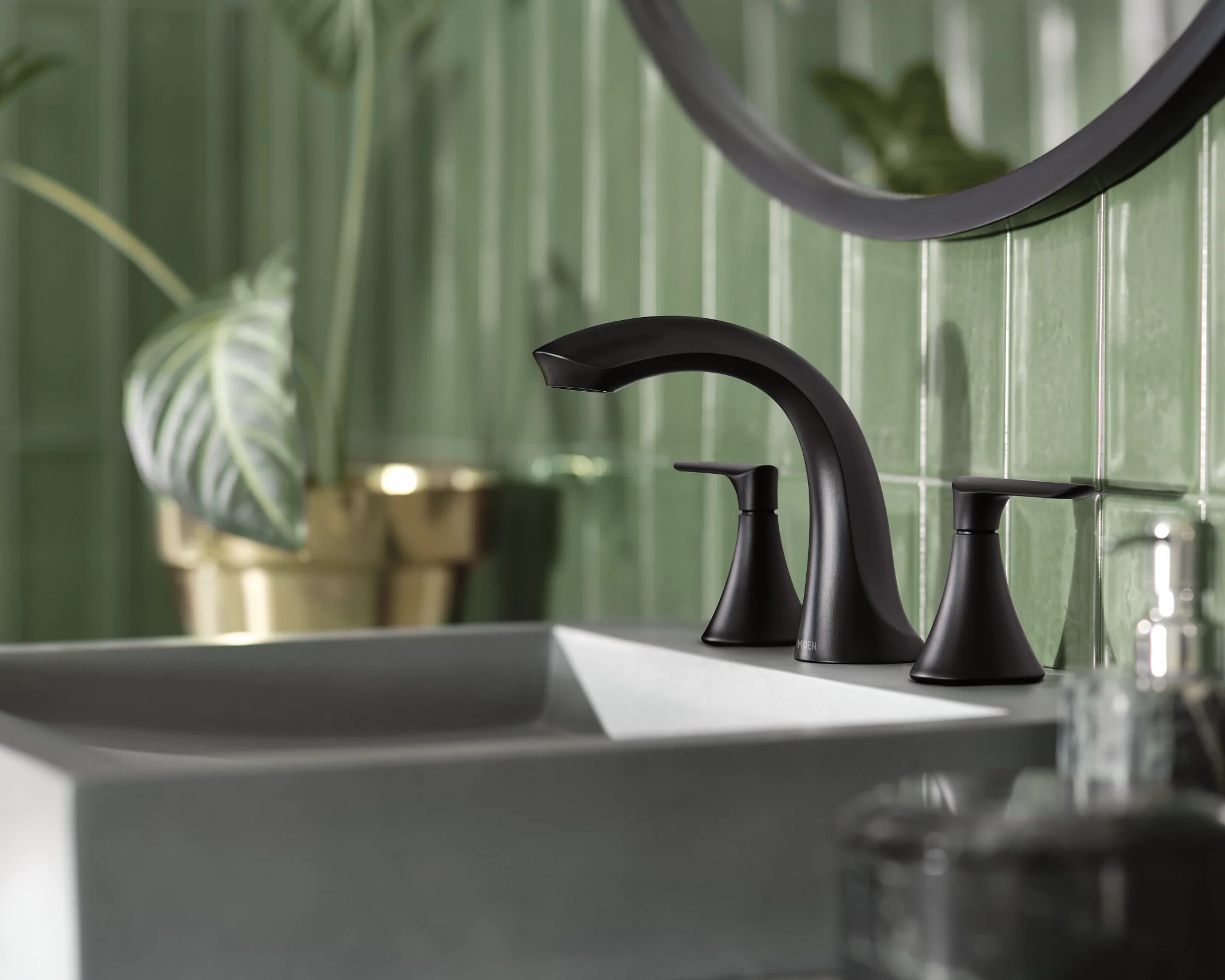 1037-Findlay-Two-Handle-Widespread-Bathroom-Sink-Faucet-6.webp Findlay Two-Handle Widespread Bathroom Sink Faucet