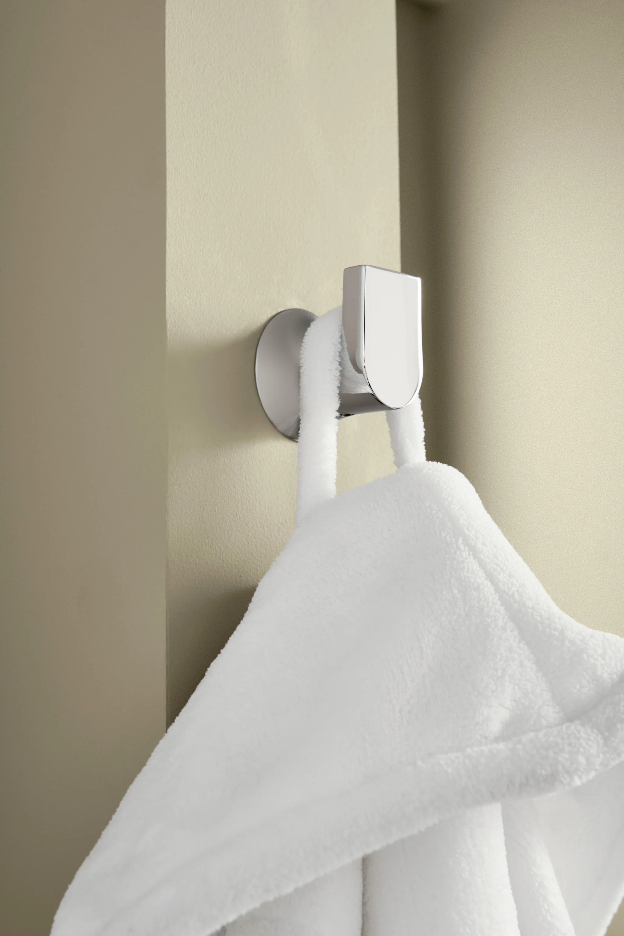 1214-Genta-LX-Chrome-Single-Robe-Hook-10.webp Genta LX Chrome Single Robe Hook