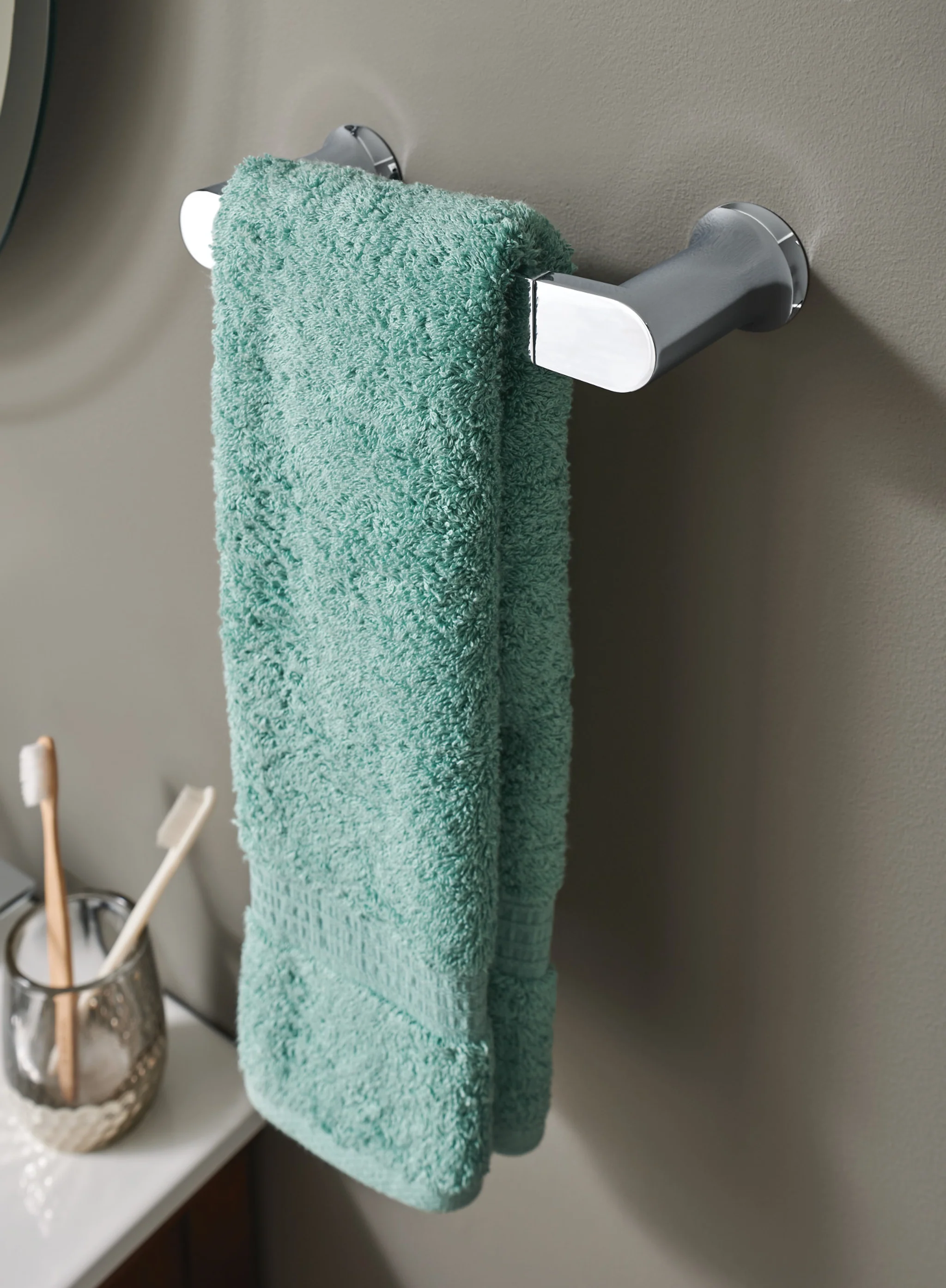 1257-Genta-LX-Chrome-Hand-Towel-Bar-5.webp Genta LX Chrome Hand Towel Bar