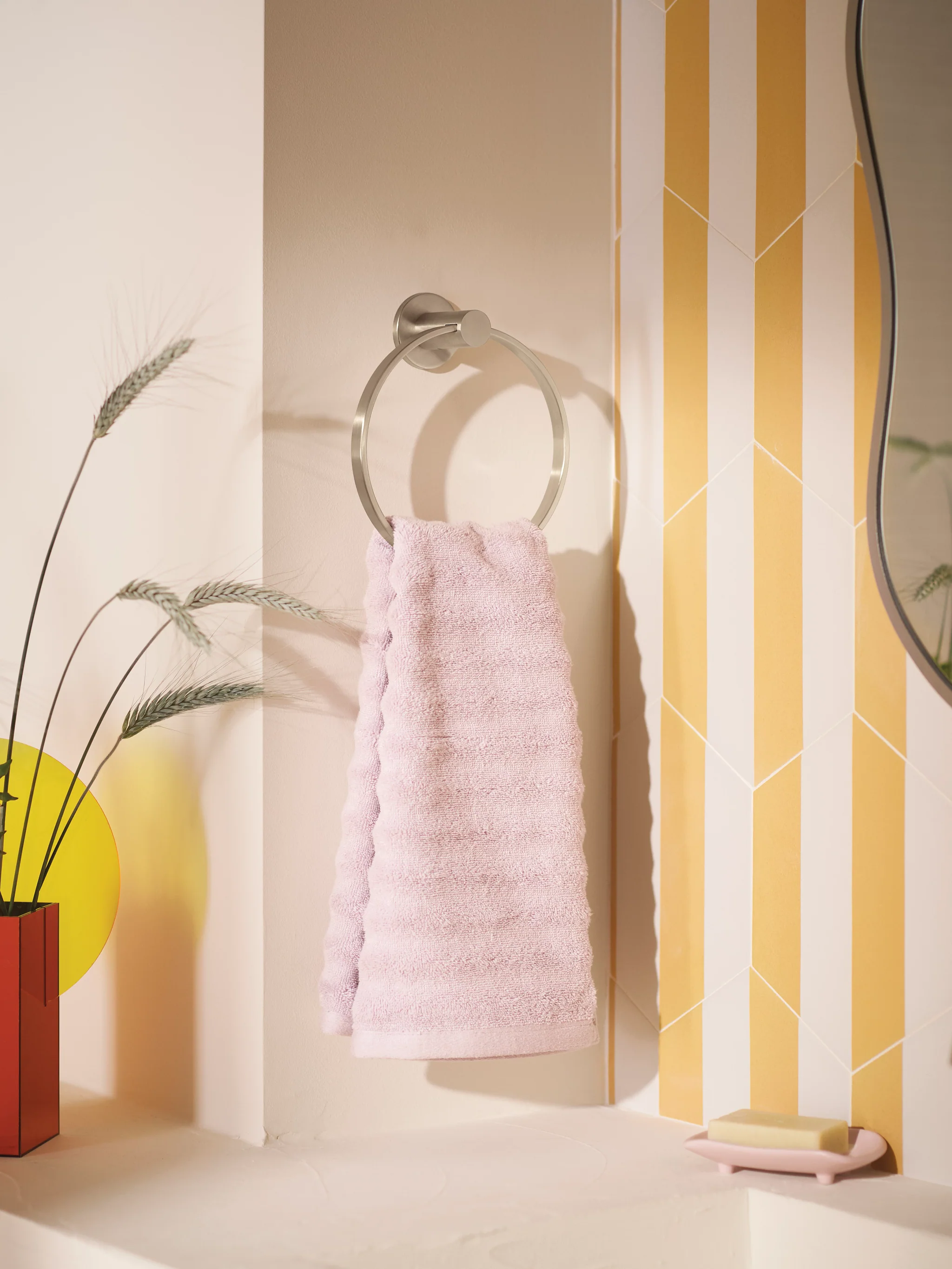 1262-Avri-Towel-Ring-3.webp Avri Towel Ring
