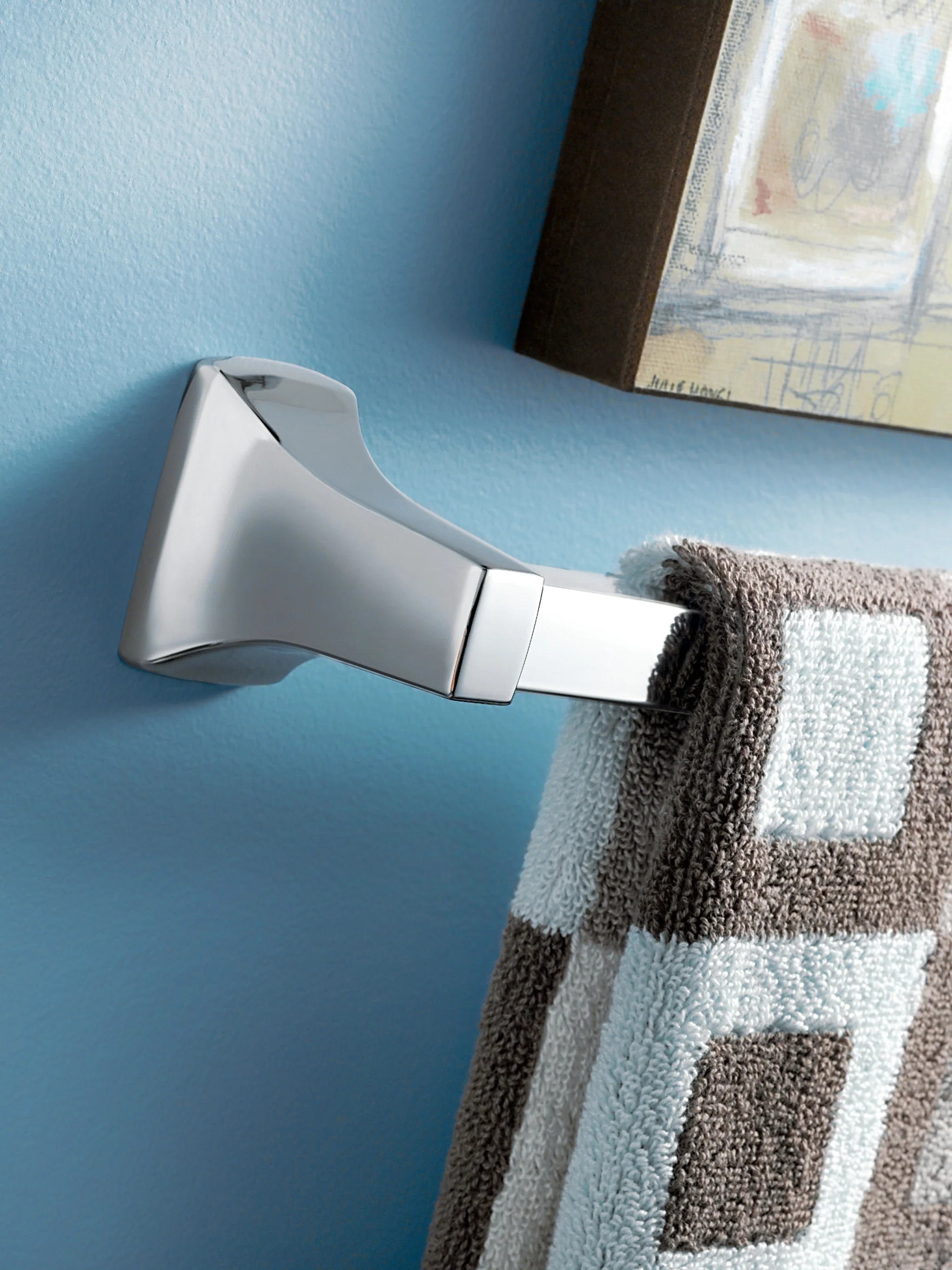 1396-Contemporary-Chrome-24-Towel-Bar-6.webp Contemporary Chrome 24" Towel Bar