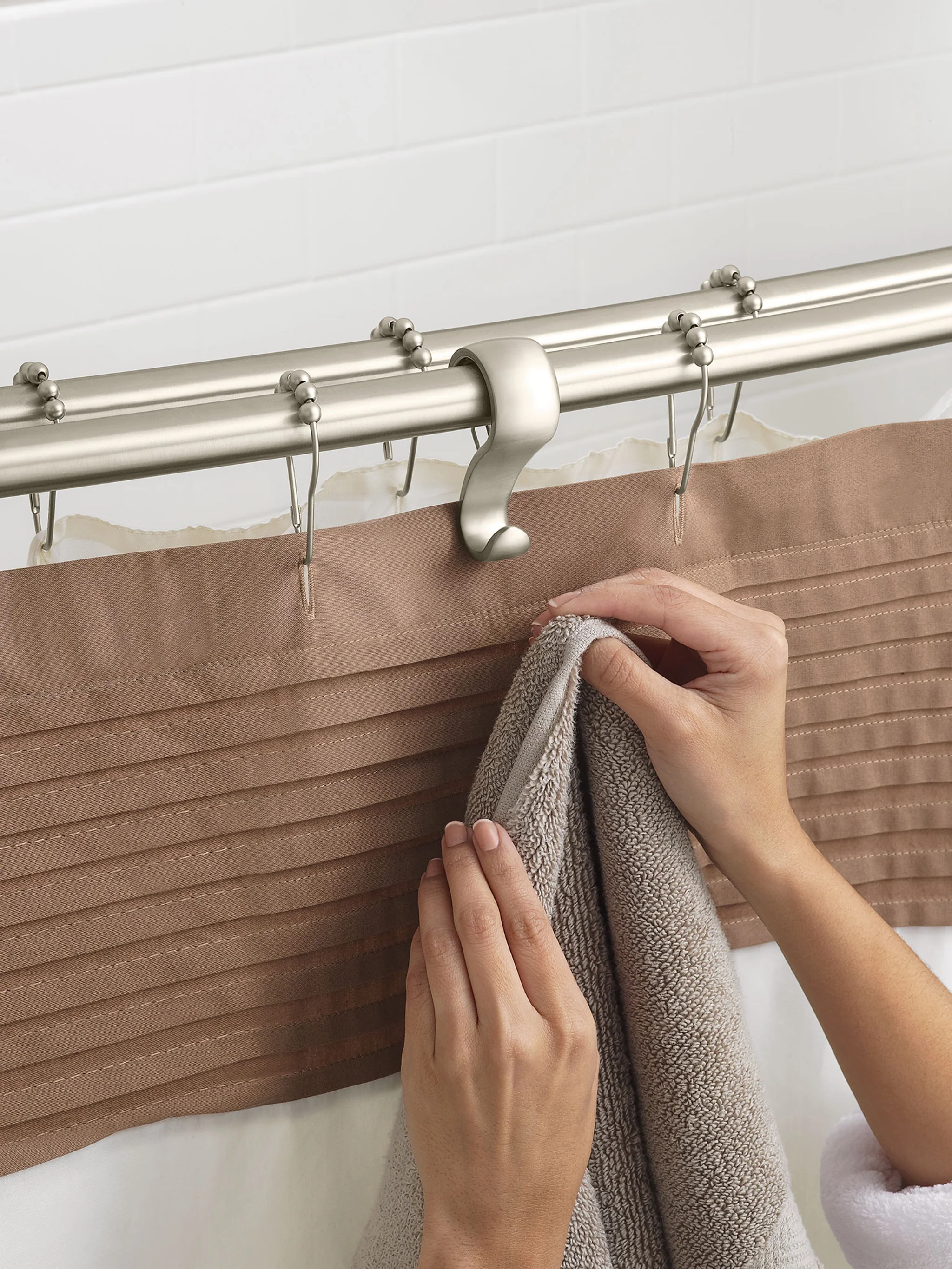 1415-Moen-Chrome-Shower-Curtain-Rings-16.webp Moen Chrome Shower Curtain Rings