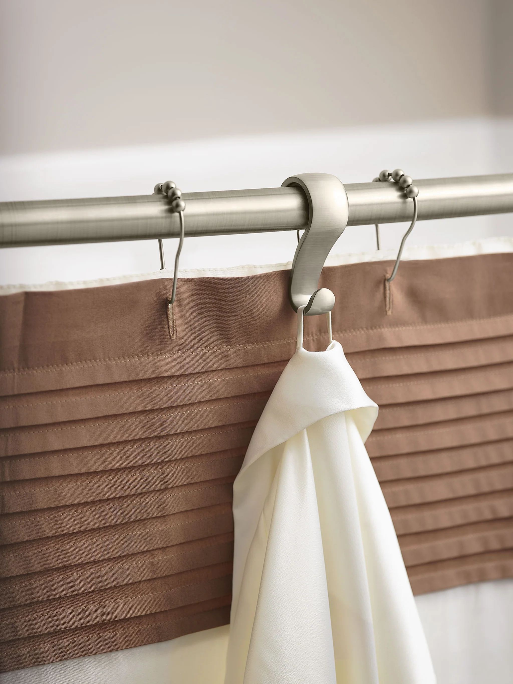 1415-Moen-Chrome-Shower-Curtain-Rings-20.webp Moen Chrome Shower Curtain Rings