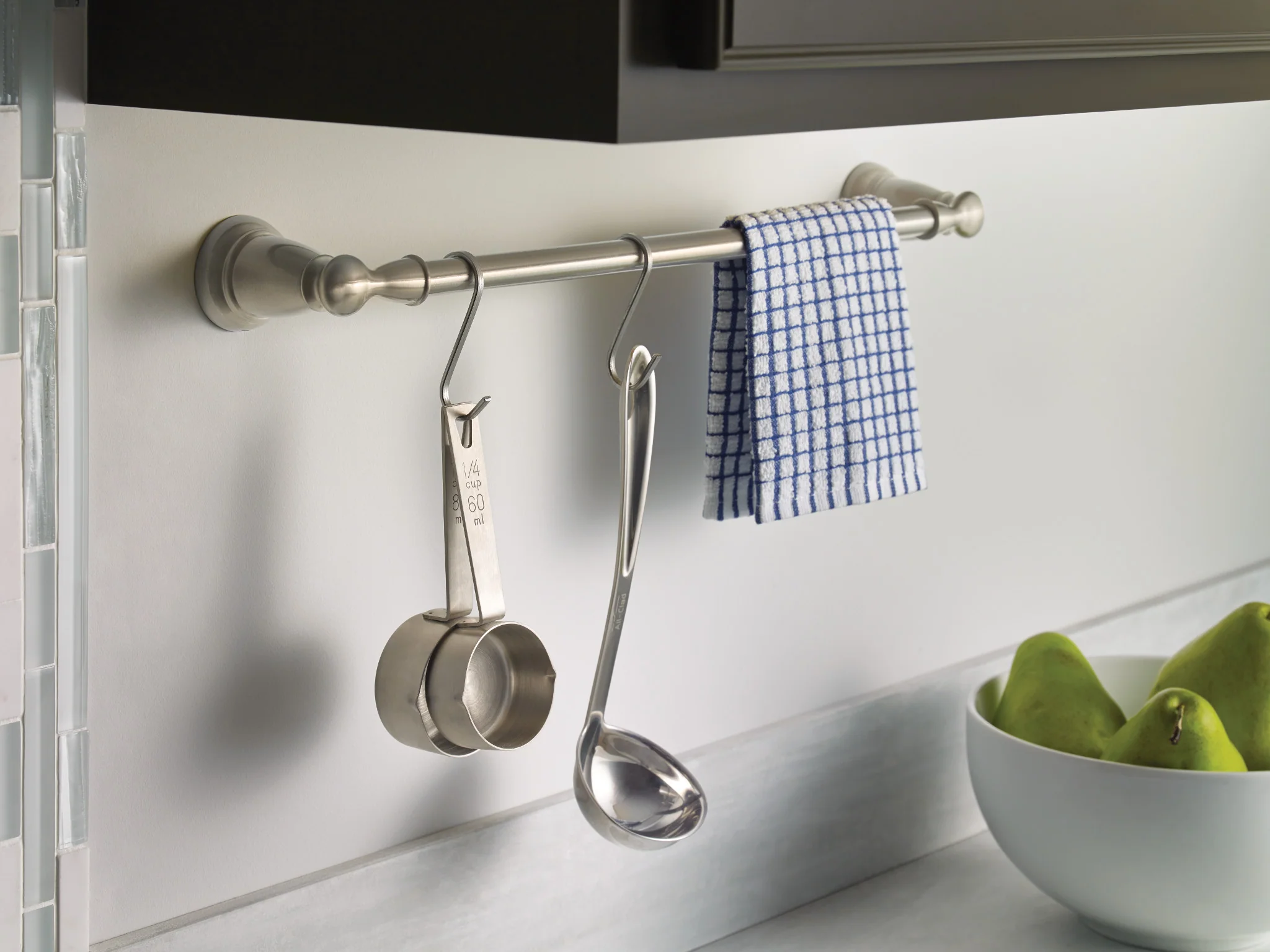 1484-Banbury-Chrome-24-Towel-Bar-5.webp Banbury Chrome 24" Towel Bar