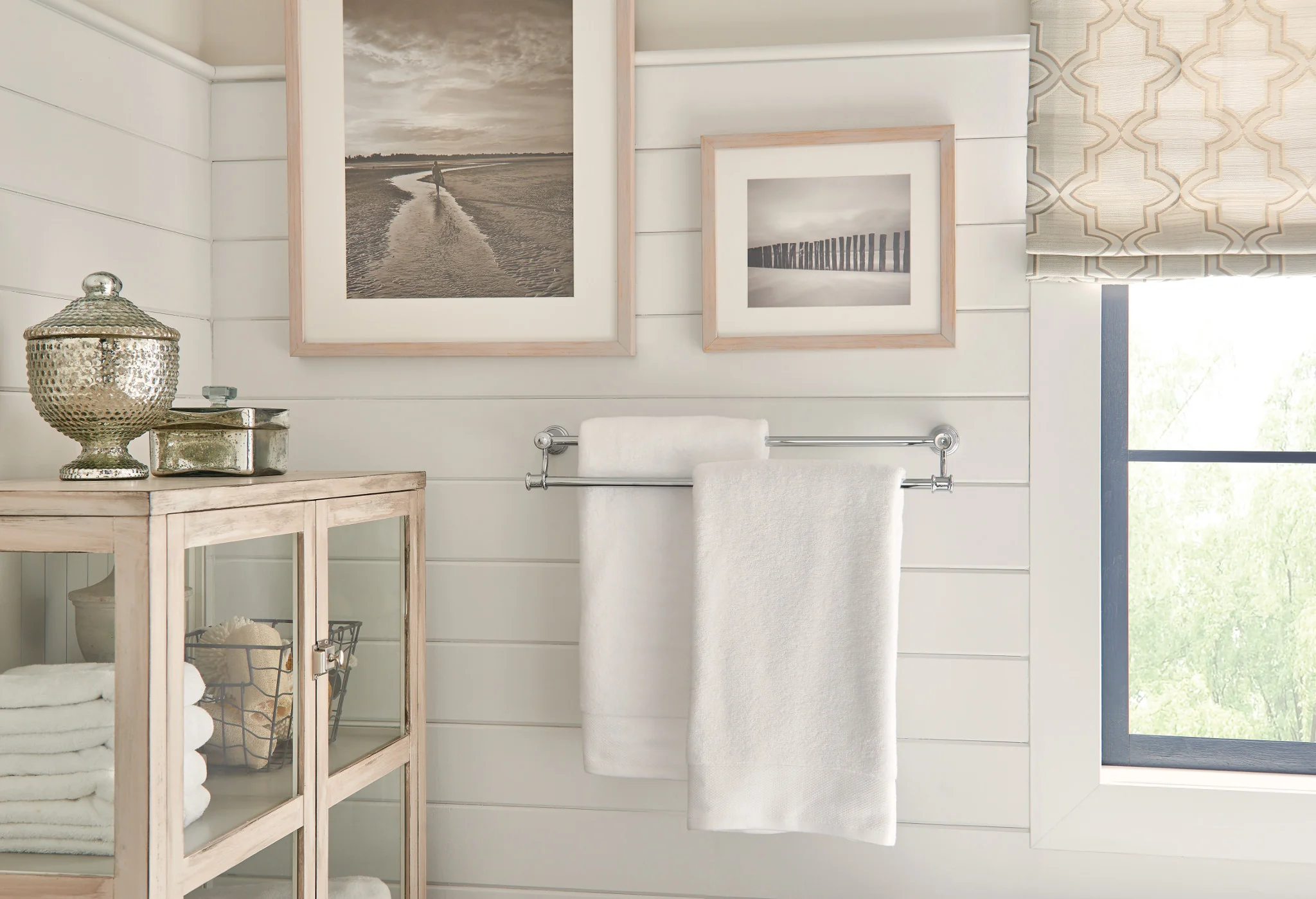 1501-Belfield-24-Double-Towel-Bar-18.webp Belfield 24" Double Towel Bar