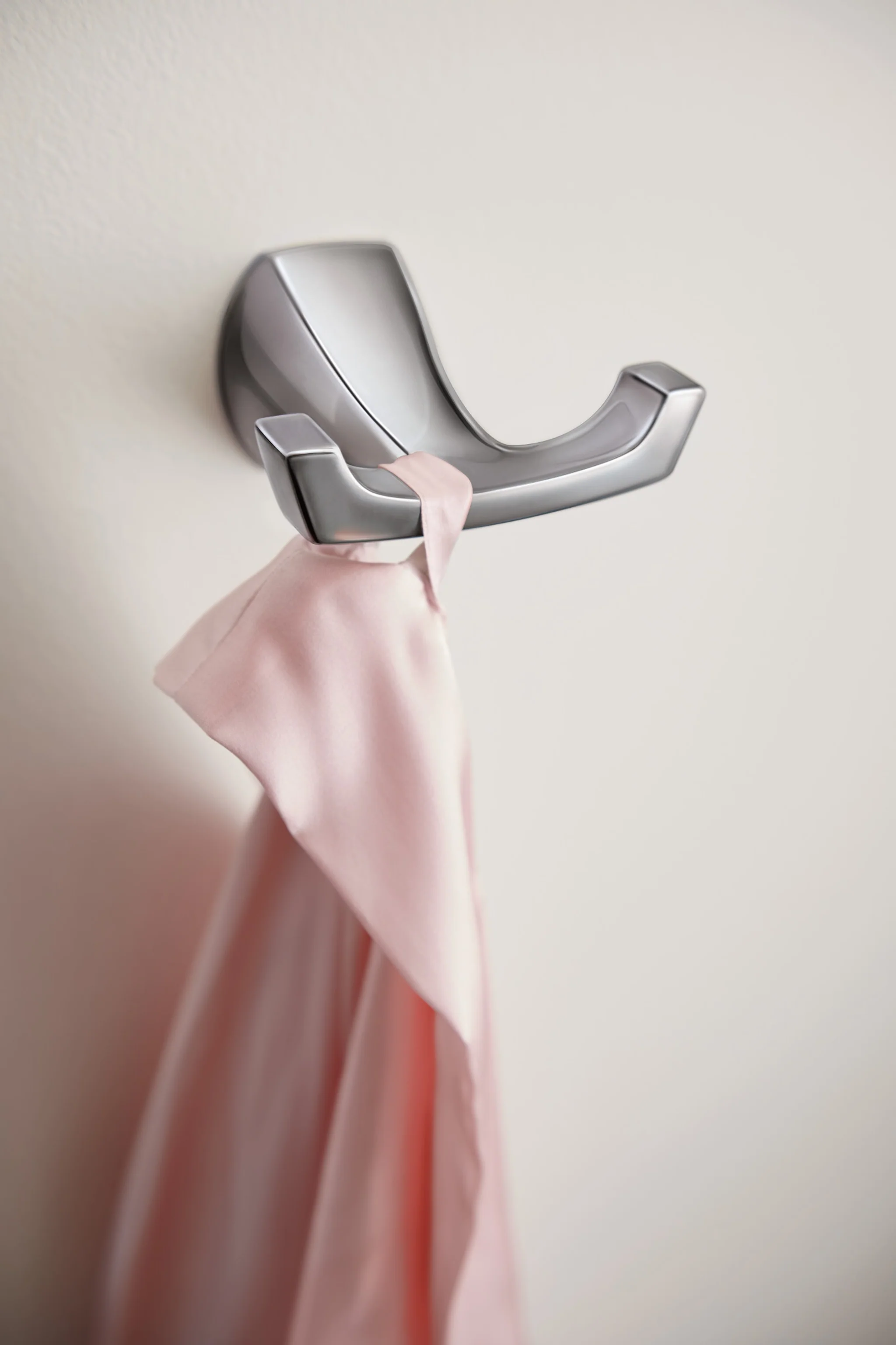1533-Lindor-Double-Robe-Hook-9.webp Lindor Double Robe Hook