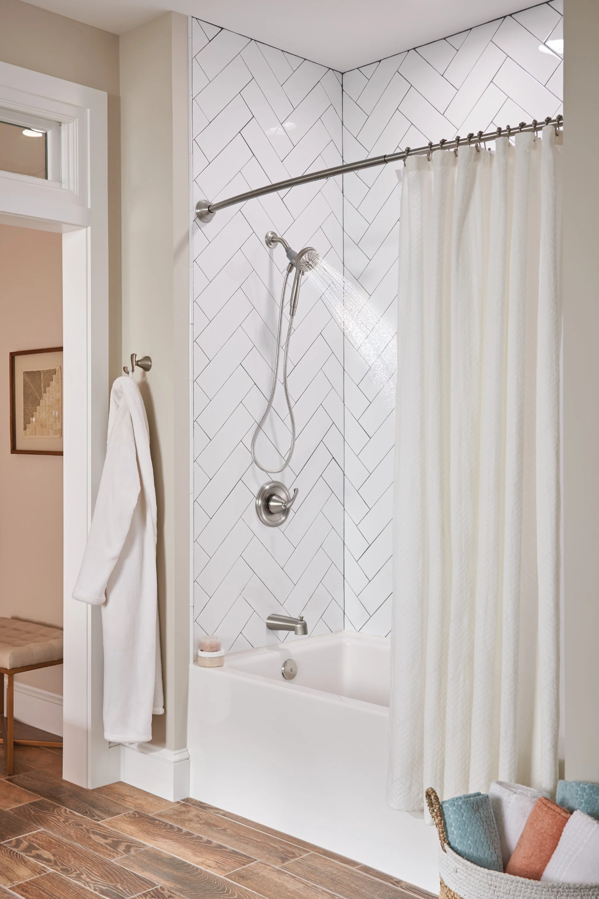 1540-Tiffin-Posi-Temp-Tub-Shower-3.webp Tiffin Posi-Temp Tub/Shower