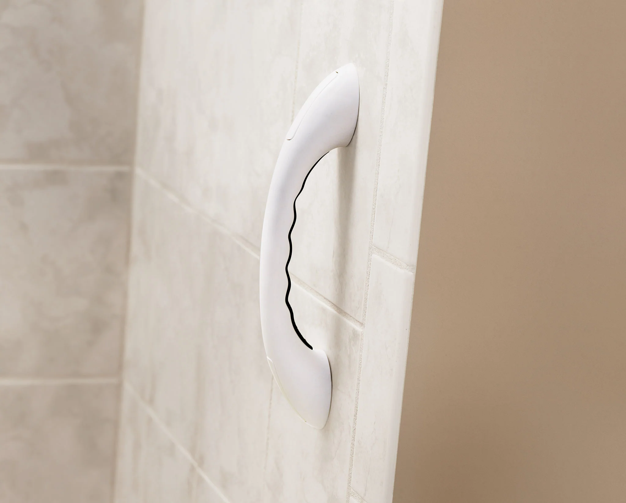 1549-Moen-Home-Care-Chrome-9-Designer-Hand-Grip-14.webp Moen Home Care Chrome 9" Designer Hand Grip