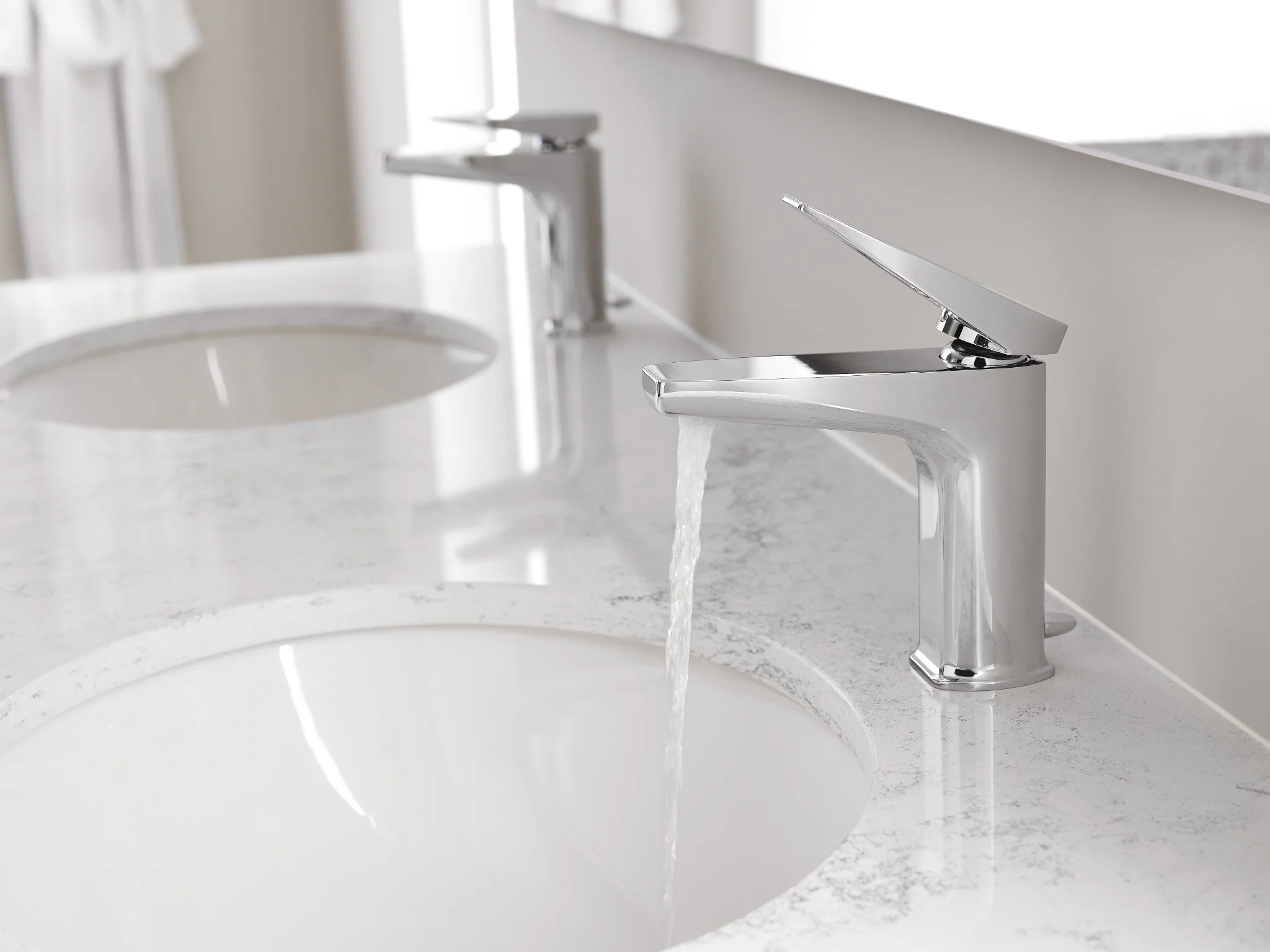 1587-Via-One-handle-Bathroom-Sink-Faucet-5.webp Via One-handle Bathroom Sink Faucet