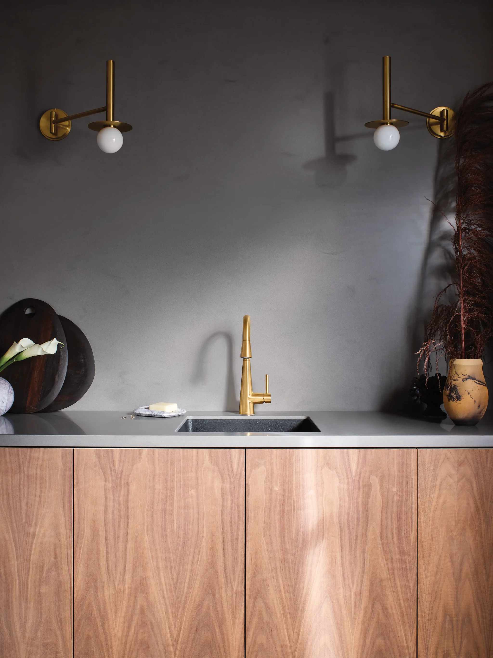 1607-Sleek-One-Handle-Pulldown-Bar-Faucet-30.webp Sleek One-Handle Pulldown Bar Faucet