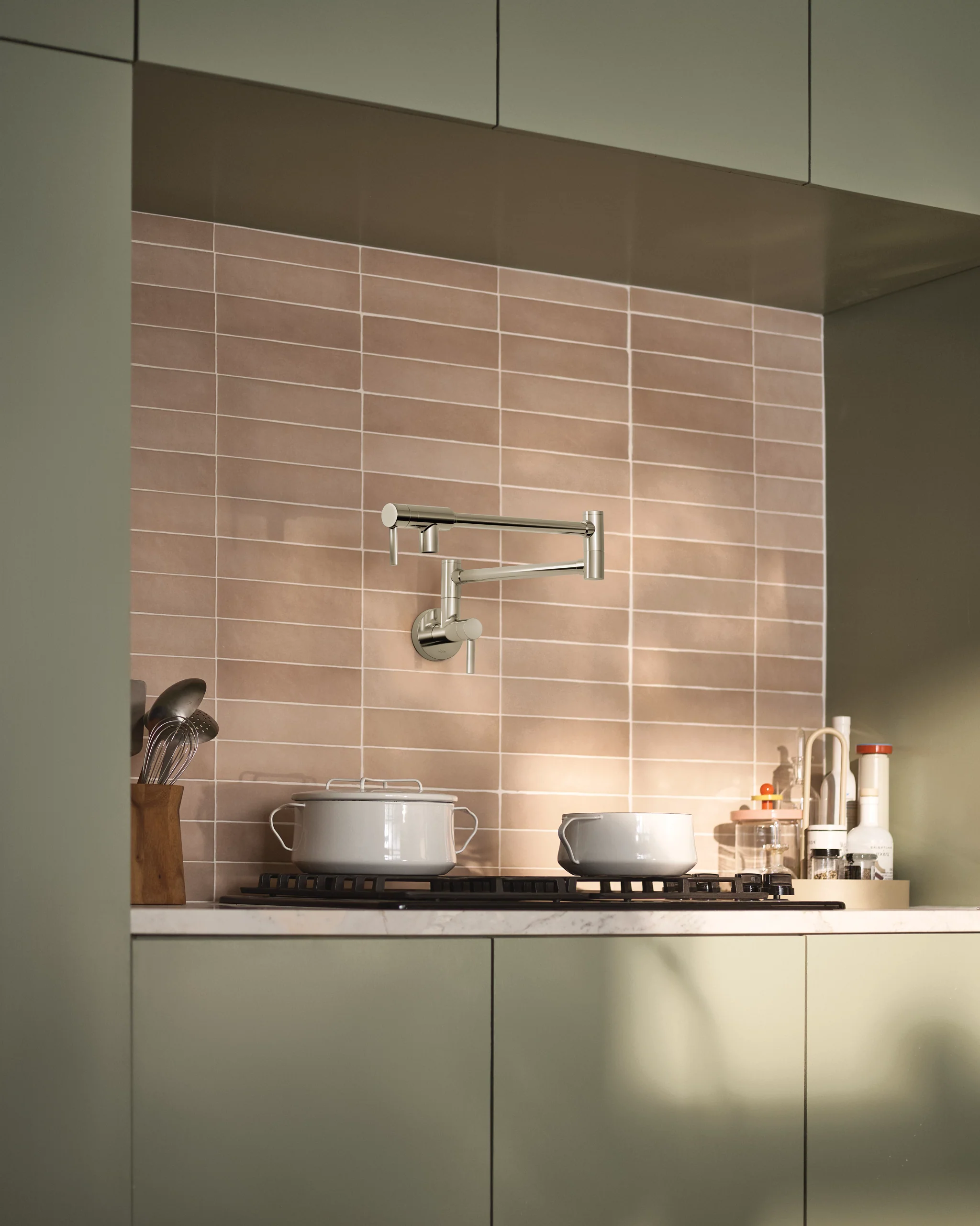 1617-Modern-Wall-Mount-Swing-Arm-Pot-Filler-23.webp Modern Wall Mount Swing Arm Pot Filler
