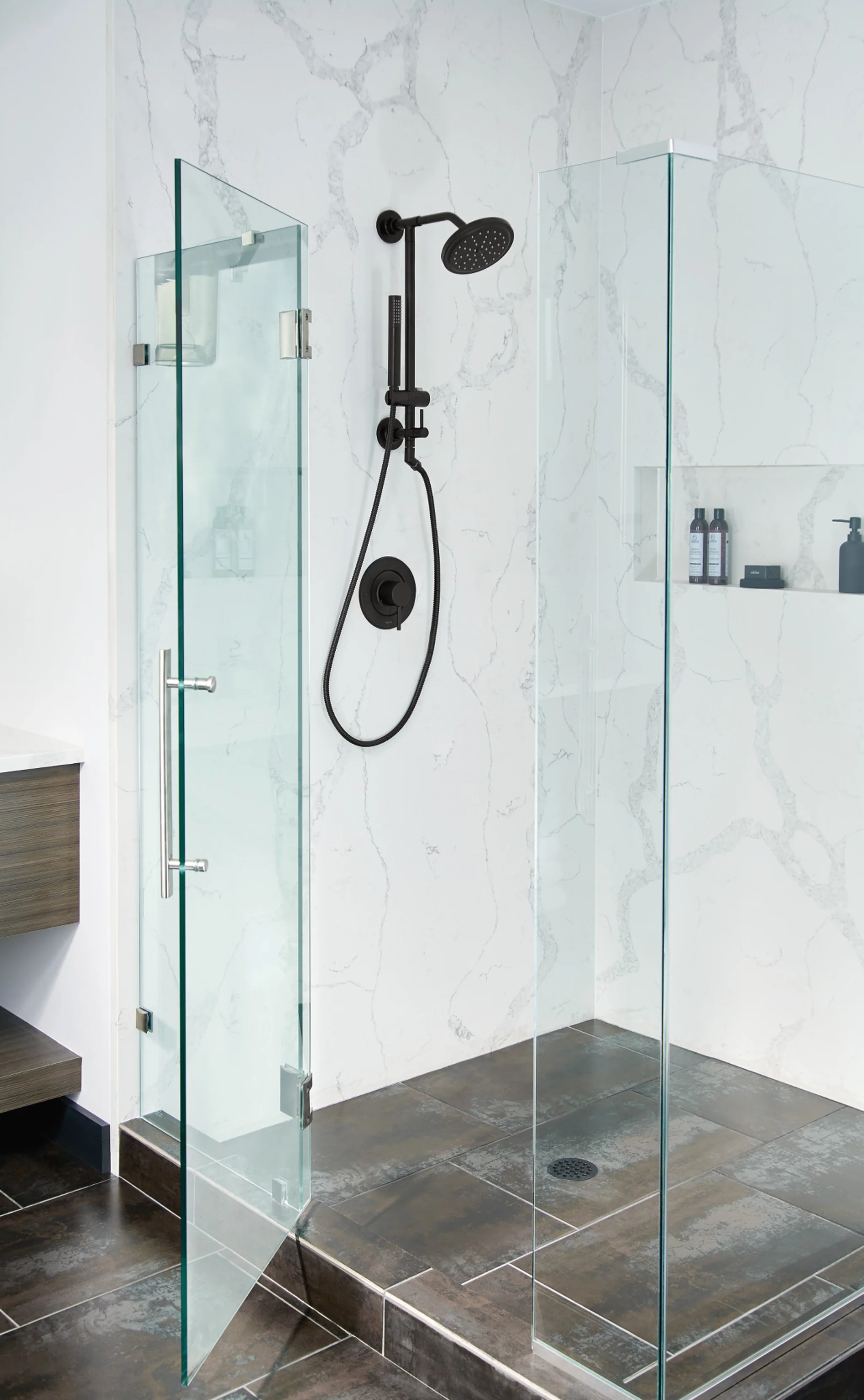 1637-Modern-Eco-Performance-Handheld-Shower-7.webp Modern Eco-Performance Handheld Shower