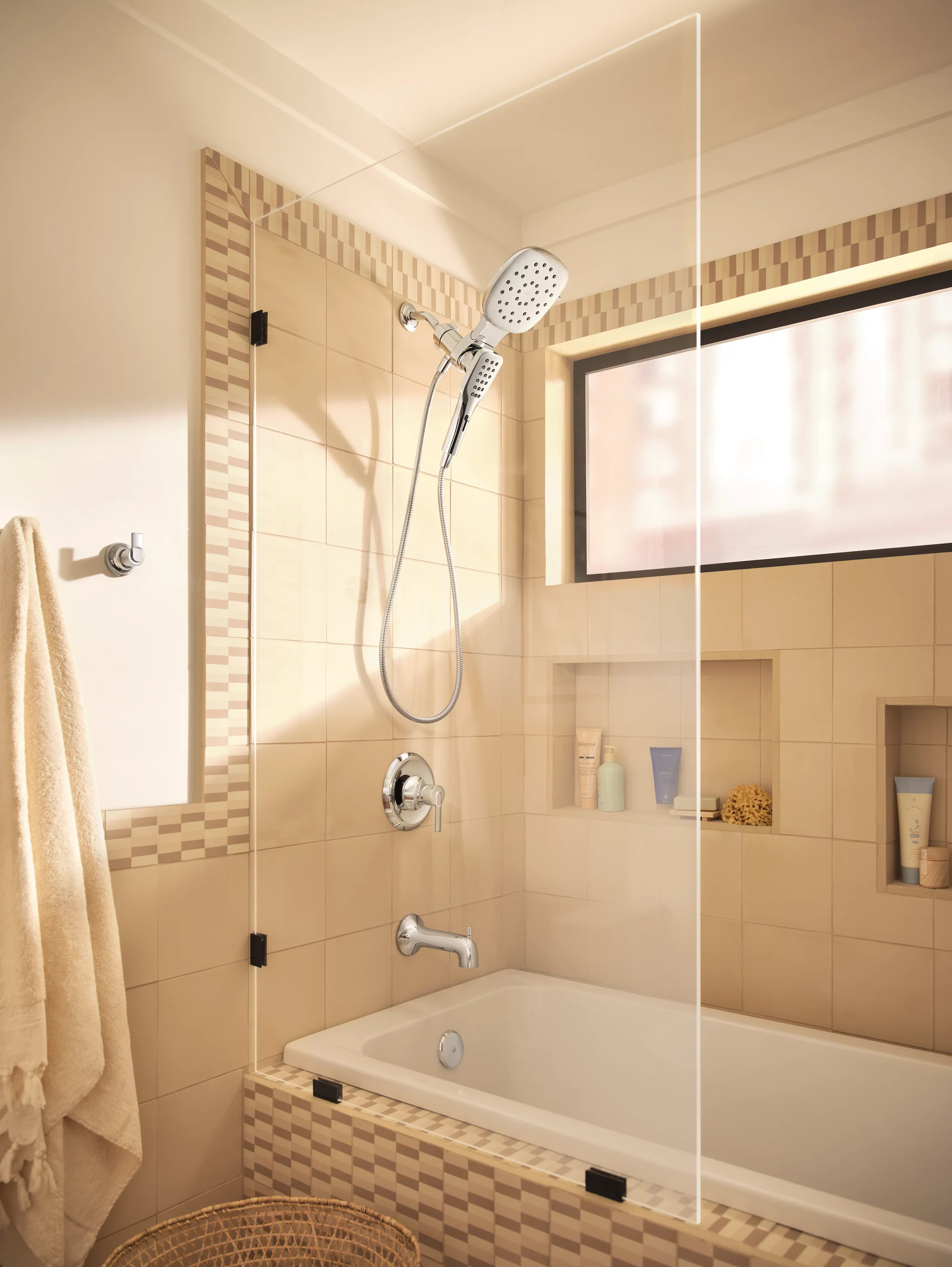 1653-Zyla-Chrome-Posi-Temp-R-tub-shower-34.webp Zyla Chrome Posi-Temp(R) tub/shower
