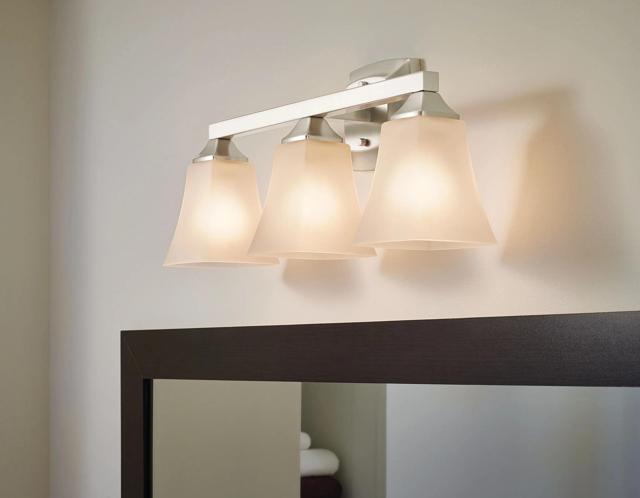 1712-Voss-Bath-Light-18.webp Voss Bath Light