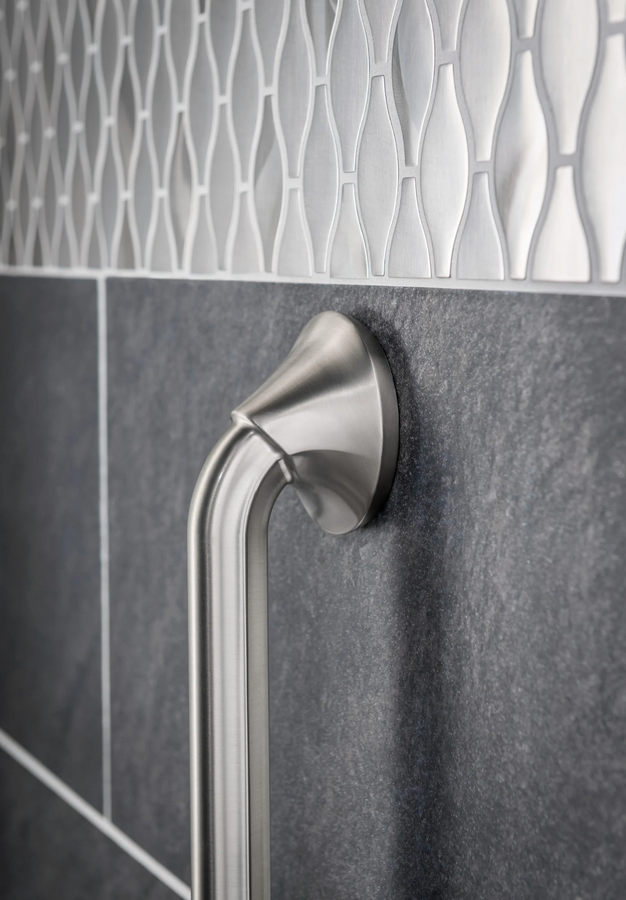 1797-Eva-Chrome-18-Towel-Bar-4.webp Eva Chrome 18" Towel Bar