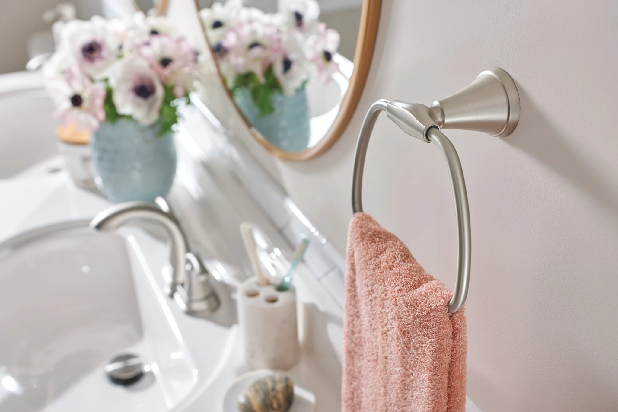 1854-Tiffin-Two-handle-Centerset-Bathroom-Sink-Faucet-6.webp Tiffin Two-handle Centerset Bathroom Sink Faucet