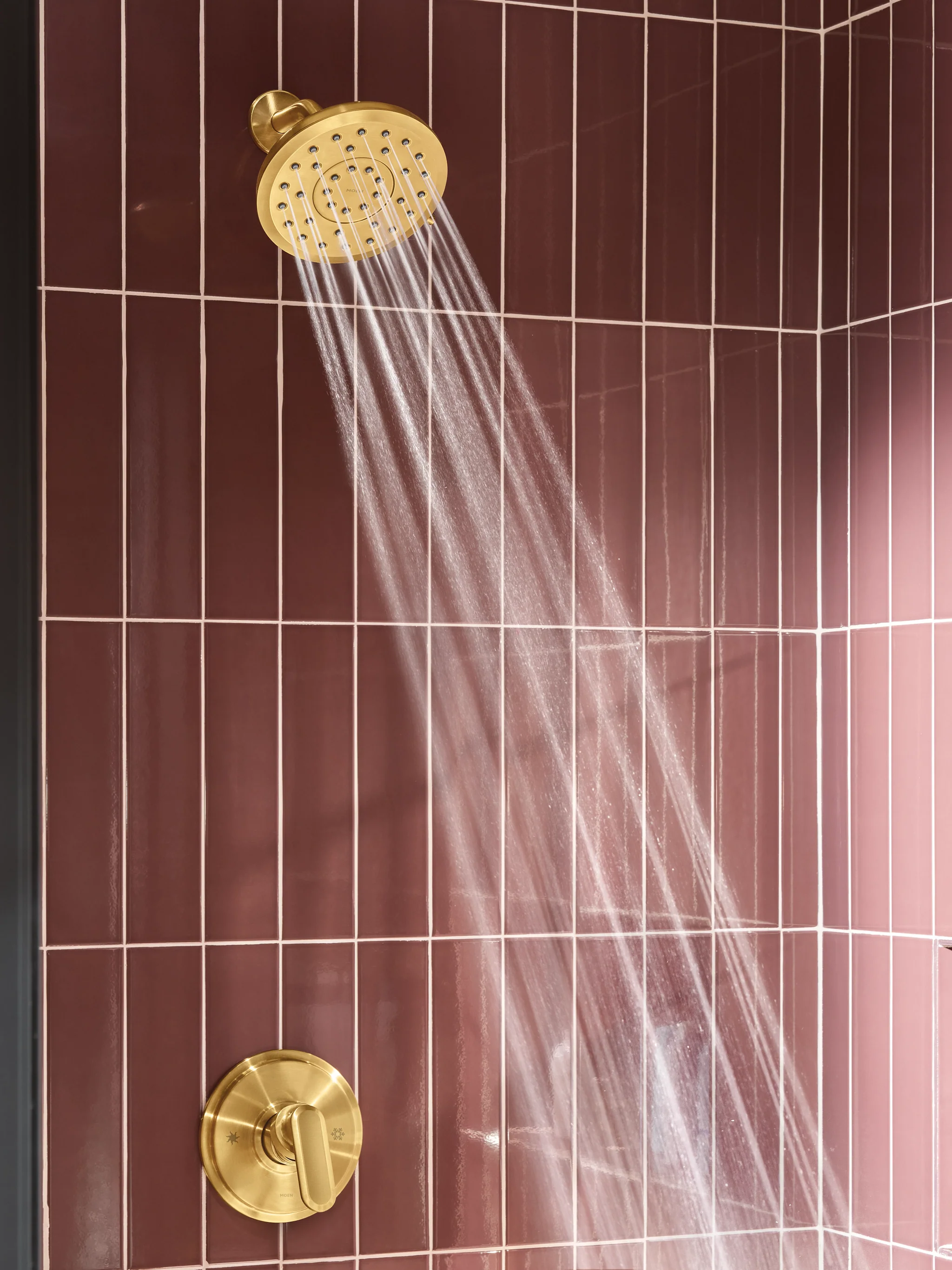 1892-Verso-7-Rainshower-with-Infiniti-Dial-in-Chrome-33.webp Verso 7" Rainshower with Infiniti Dial in Chrome