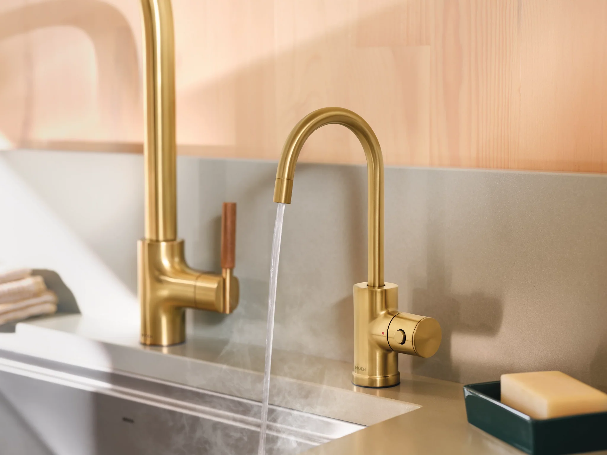 2-Sip-Modern-Instant-Hot-Water-Dispenser-Faucet-7.webp Sip Modern Instant Hot Water Dispenser Faucet