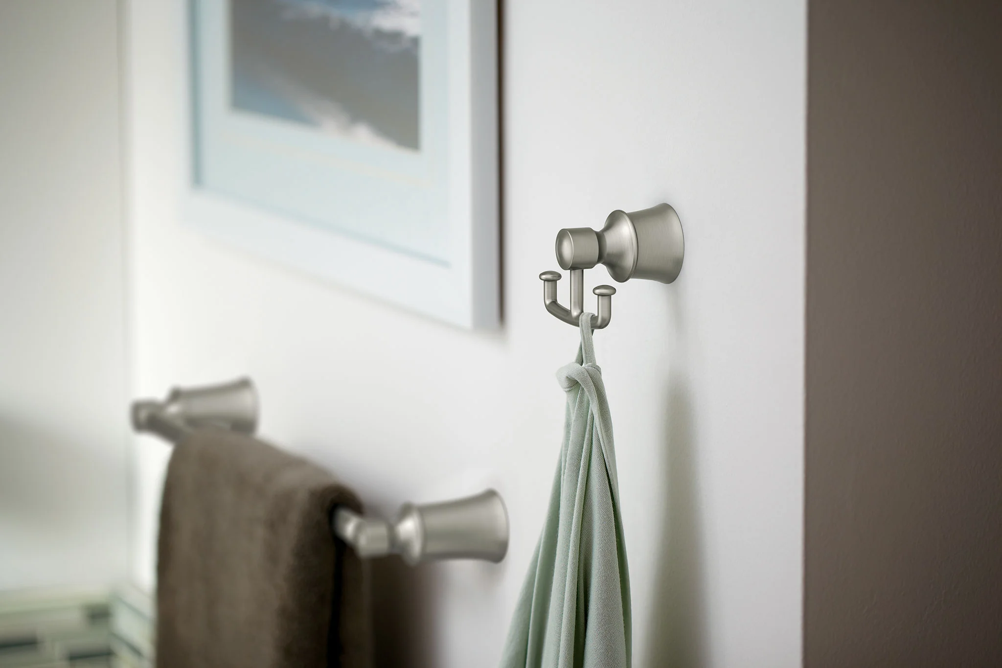 2049-Dartmoor-18-Towel-Bar-25.webp Dartmoor 18" Towel Bar