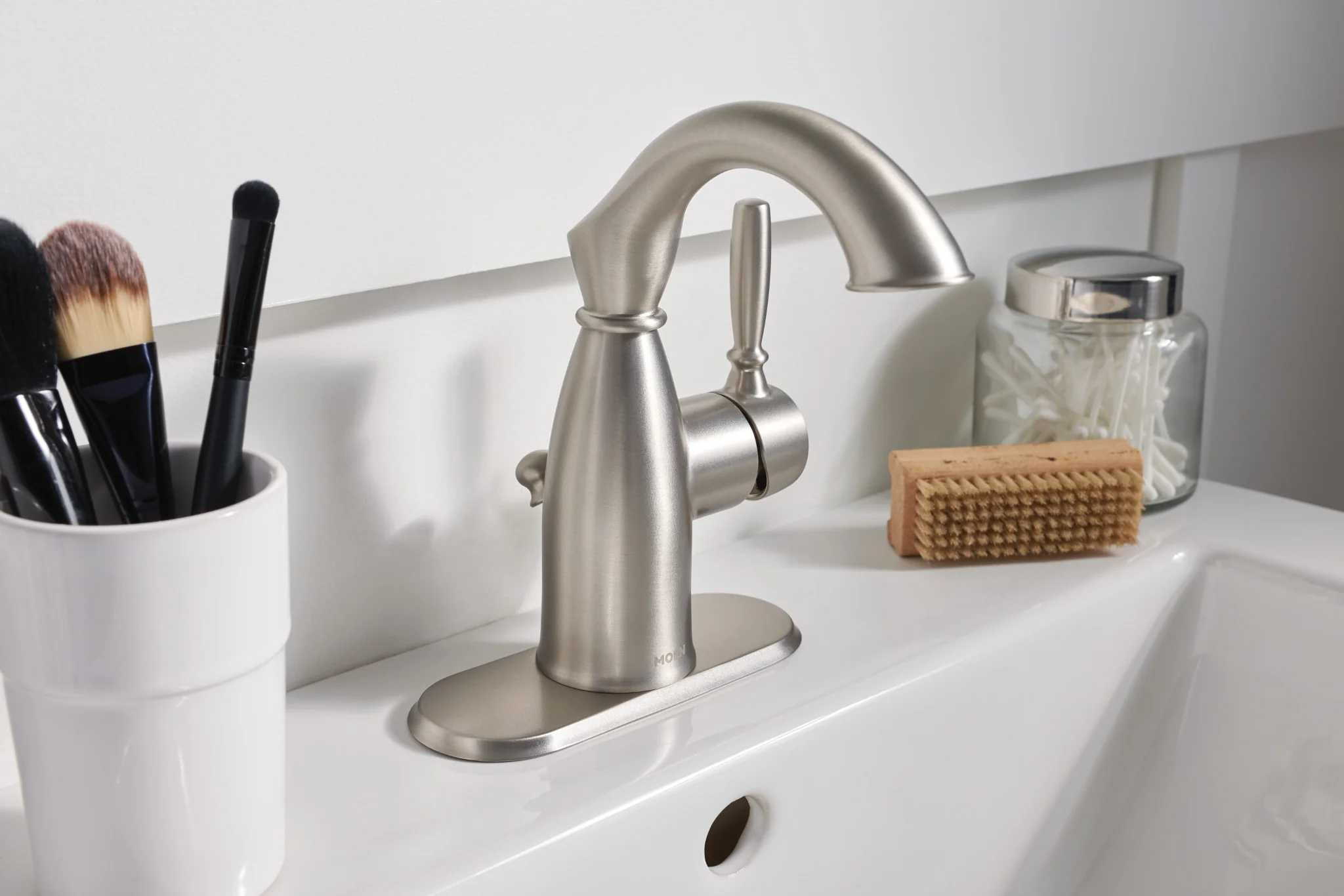 2086-Sarona-One-handle-Bathroom-Sink-Faucet-7.webp Sarona One-handle Bathroom Sink Faucet