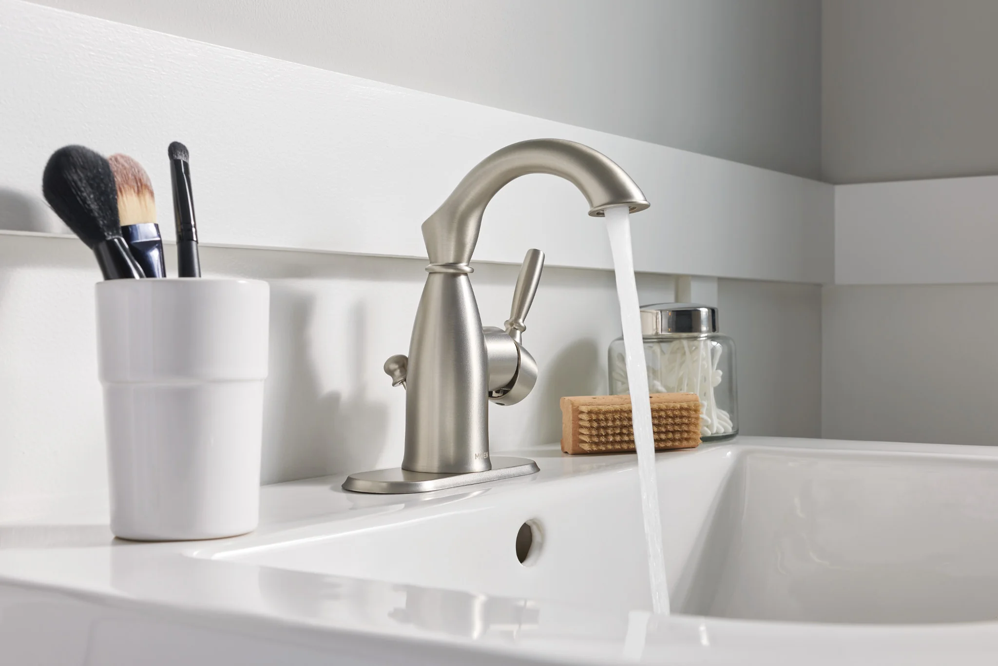 2086-Sarona-One-handle-Bathroom-Sink-Faucet-9.webp Sarona One-handle Bathroom Sink Faucet