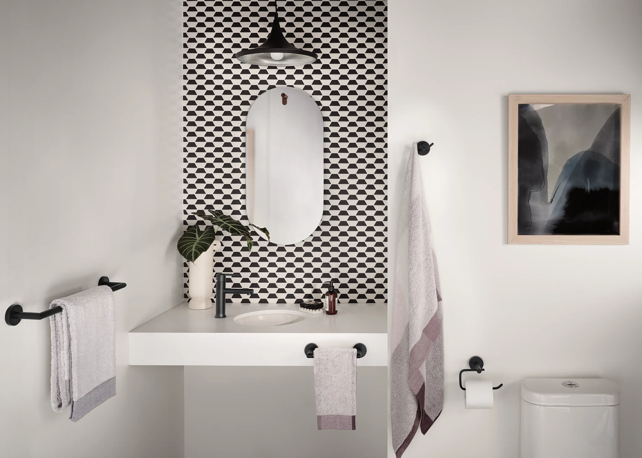 2173-Arlys-Chrome-towel-bar-6.webp Arlys Chrome towel bar