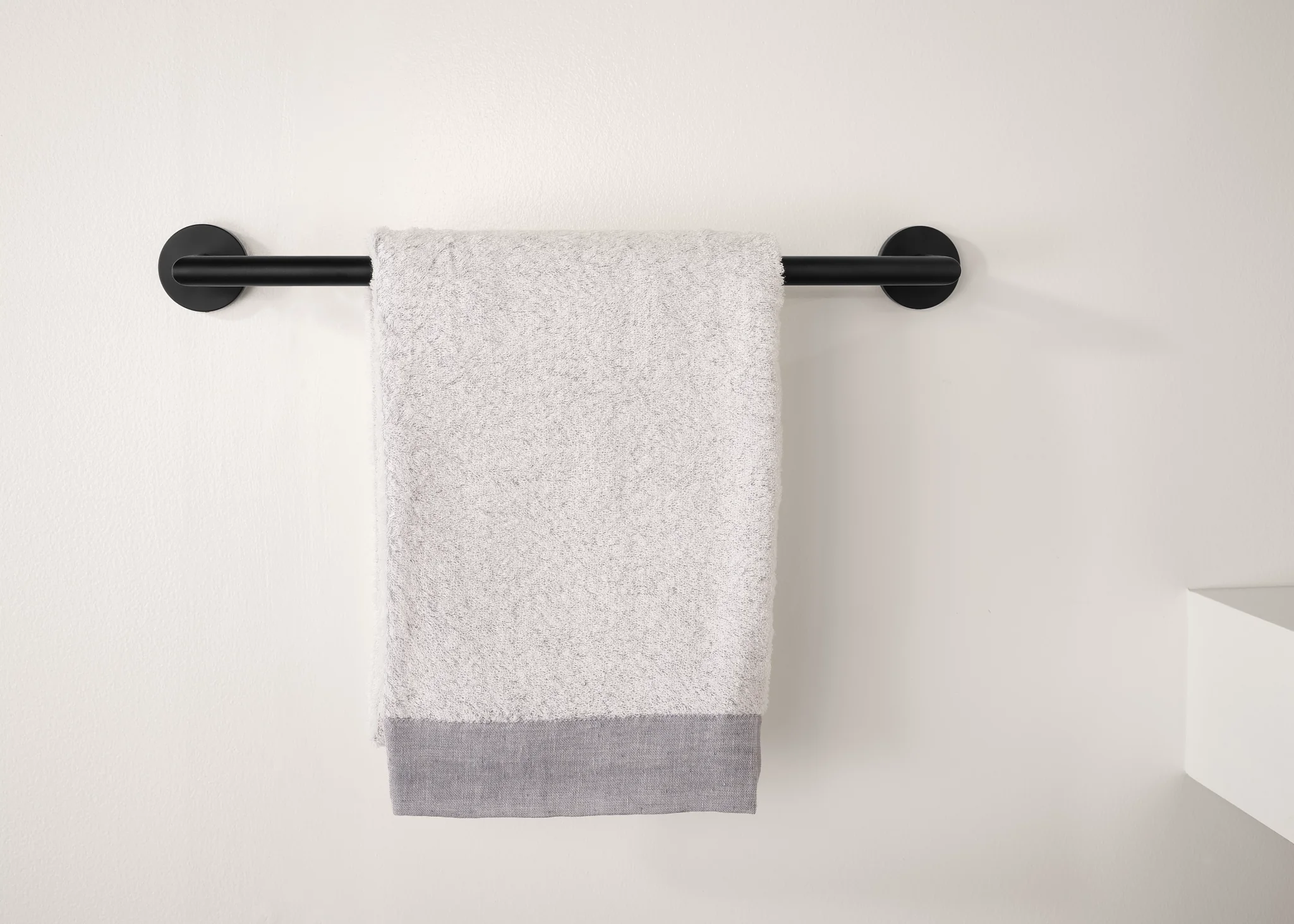 2173-Arlys-Chrome-towel-bar-8.webp Arlys Chrome towel bar
