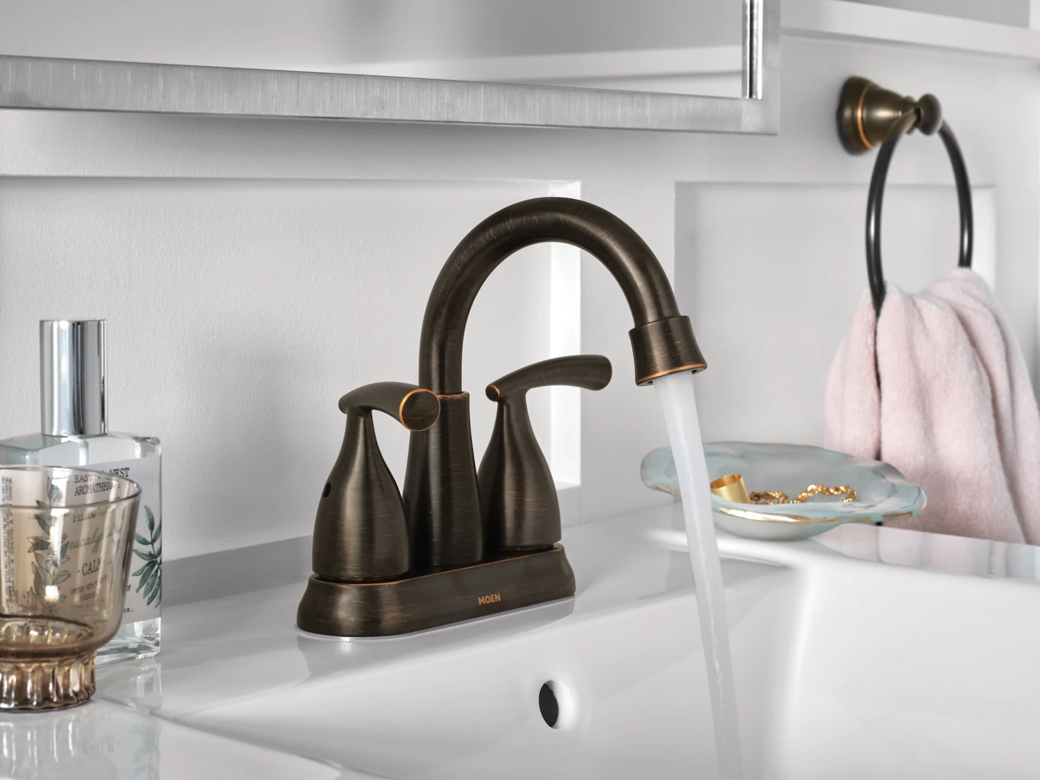 2319-Essie-Two-handle-Centerset-Bathroom-Sink-Faucet-10.webp Essie Two-handle Centerset Bathroom Sink Faucet