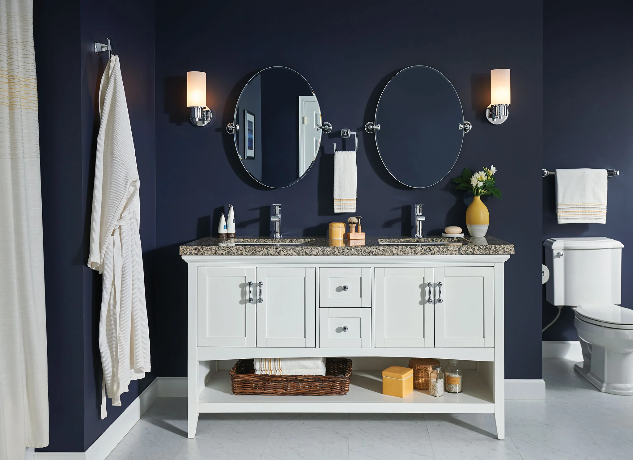 2399-Hensley-Chrome-18-Towel-Bar-12.webp Hensley Chrome 18" Towel Bar