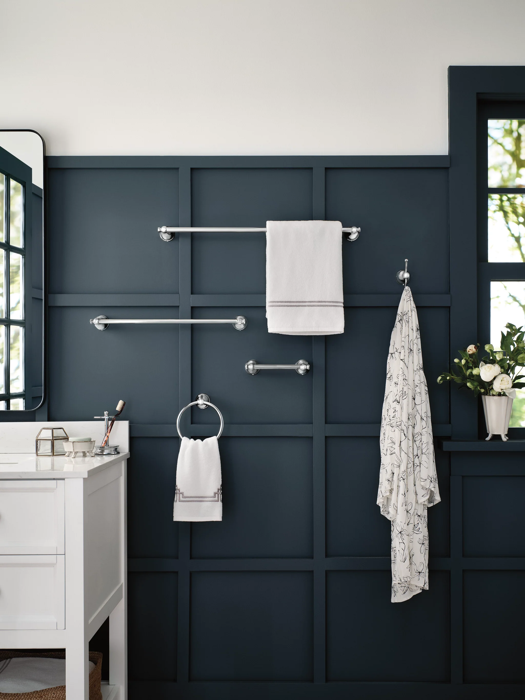 2451-Caldwell-Chrome-18-Towel-Bar-11.webp Caldwell Chrome 18" Towel Bar