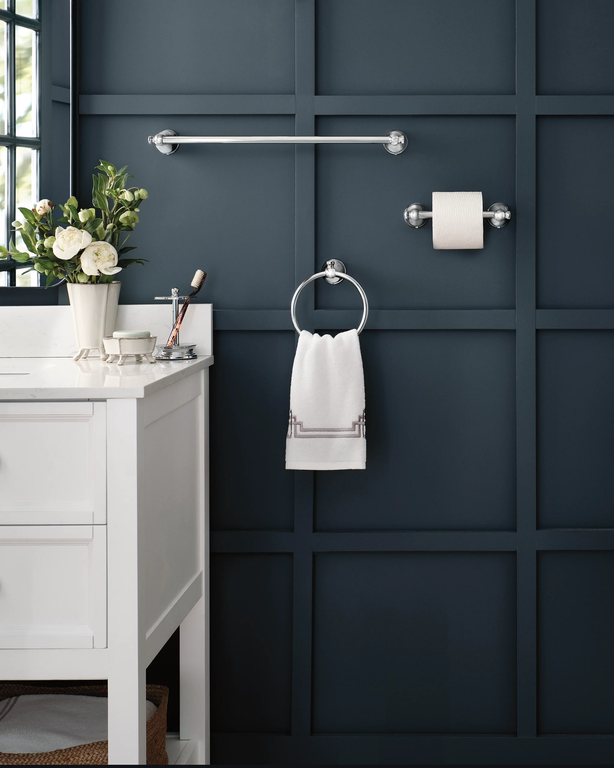 2451-Caldwell-Chrome-18-Towel-Bar-12.webp Caldwell Chrome 18" Towel Bar