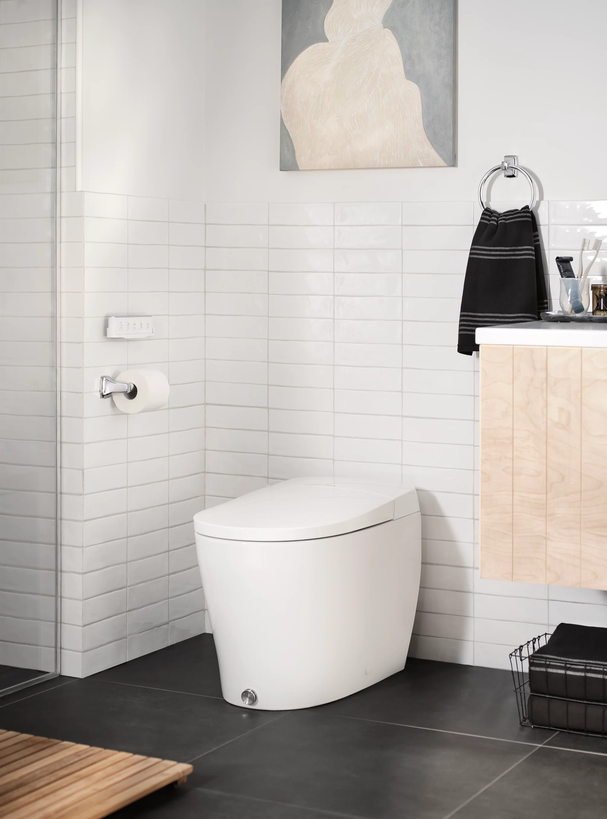 2484-Moen-5-series-Electronic-Cleansing-Toilet-2.webp Moen 5-series Electronic Cleansing Toilet