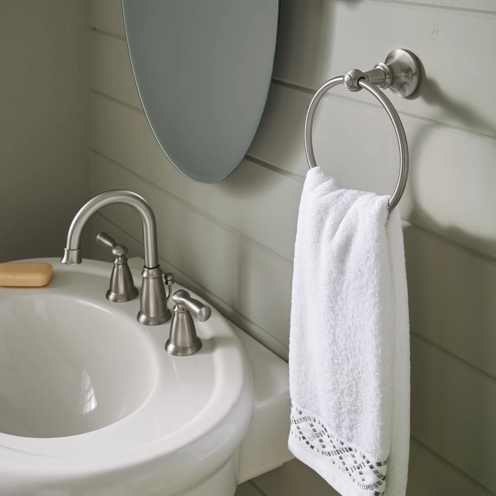 2775-Vale-Towel-Ring-2.webp Vale Towel Ring