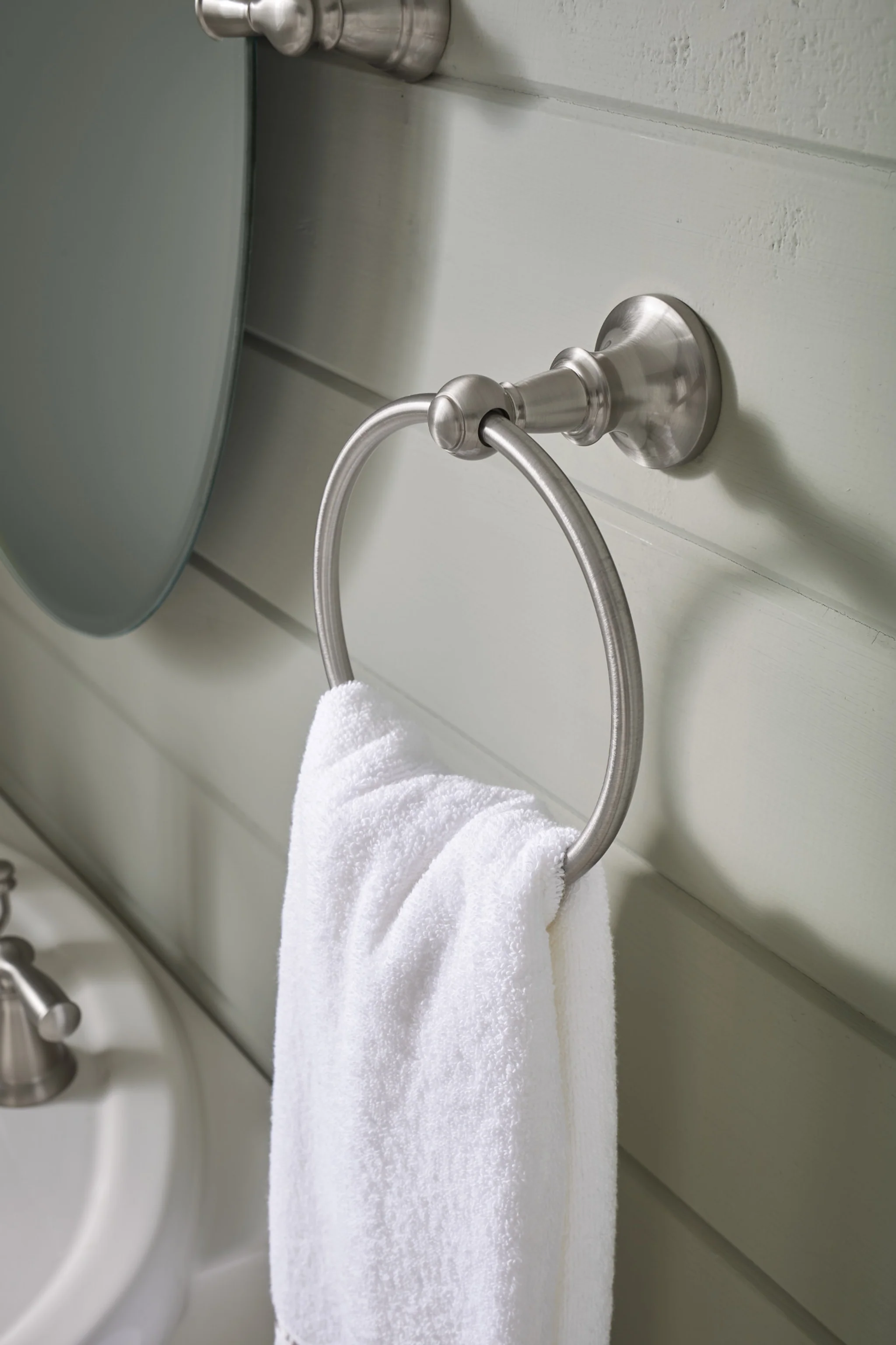 2775-Vale-Towel-Ring-6.webp Vale Towel Ring
