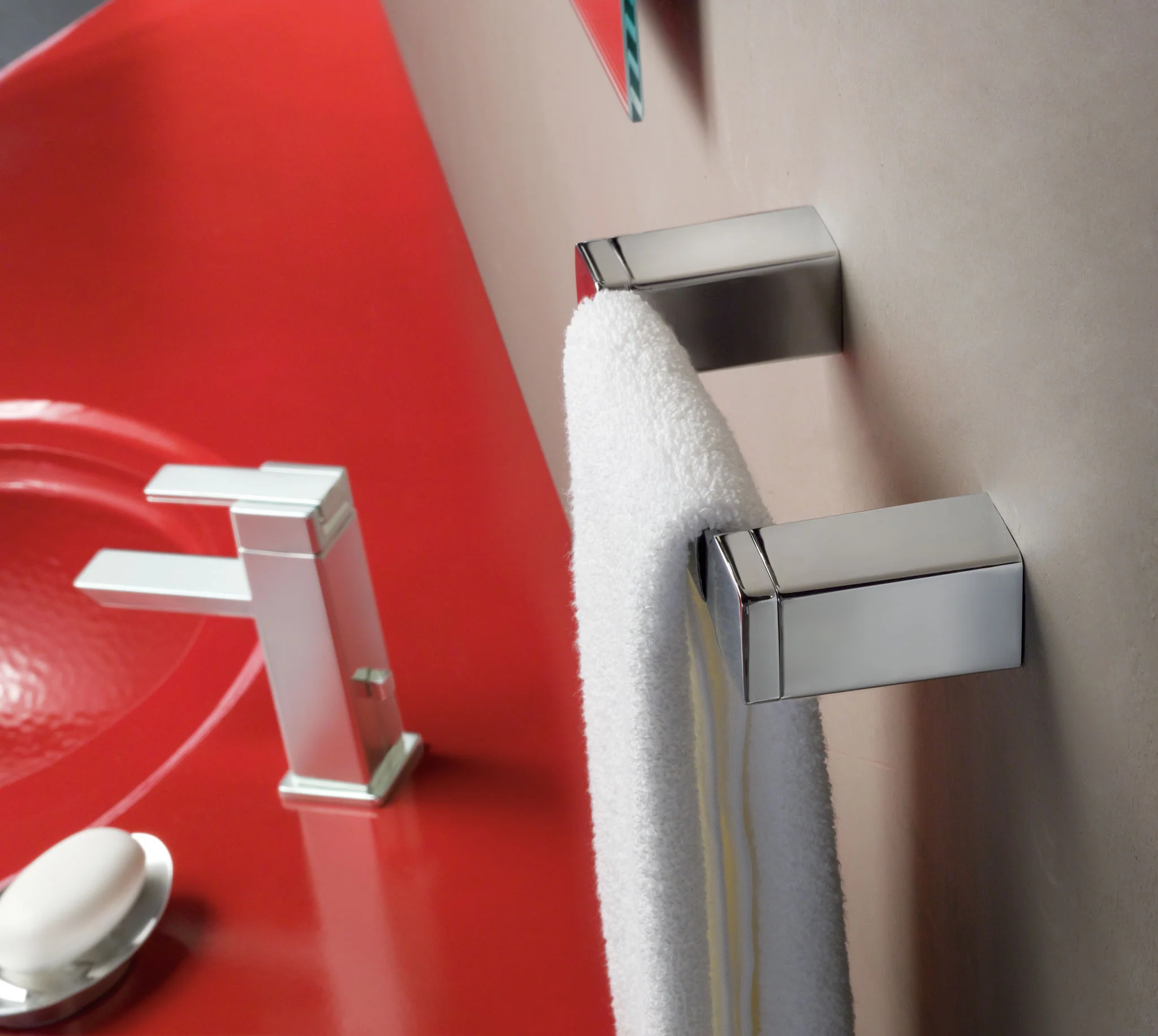 2825-90-Degree-Hand-Towel-Bar-14.webp 90 Degree Hand Towel Bar