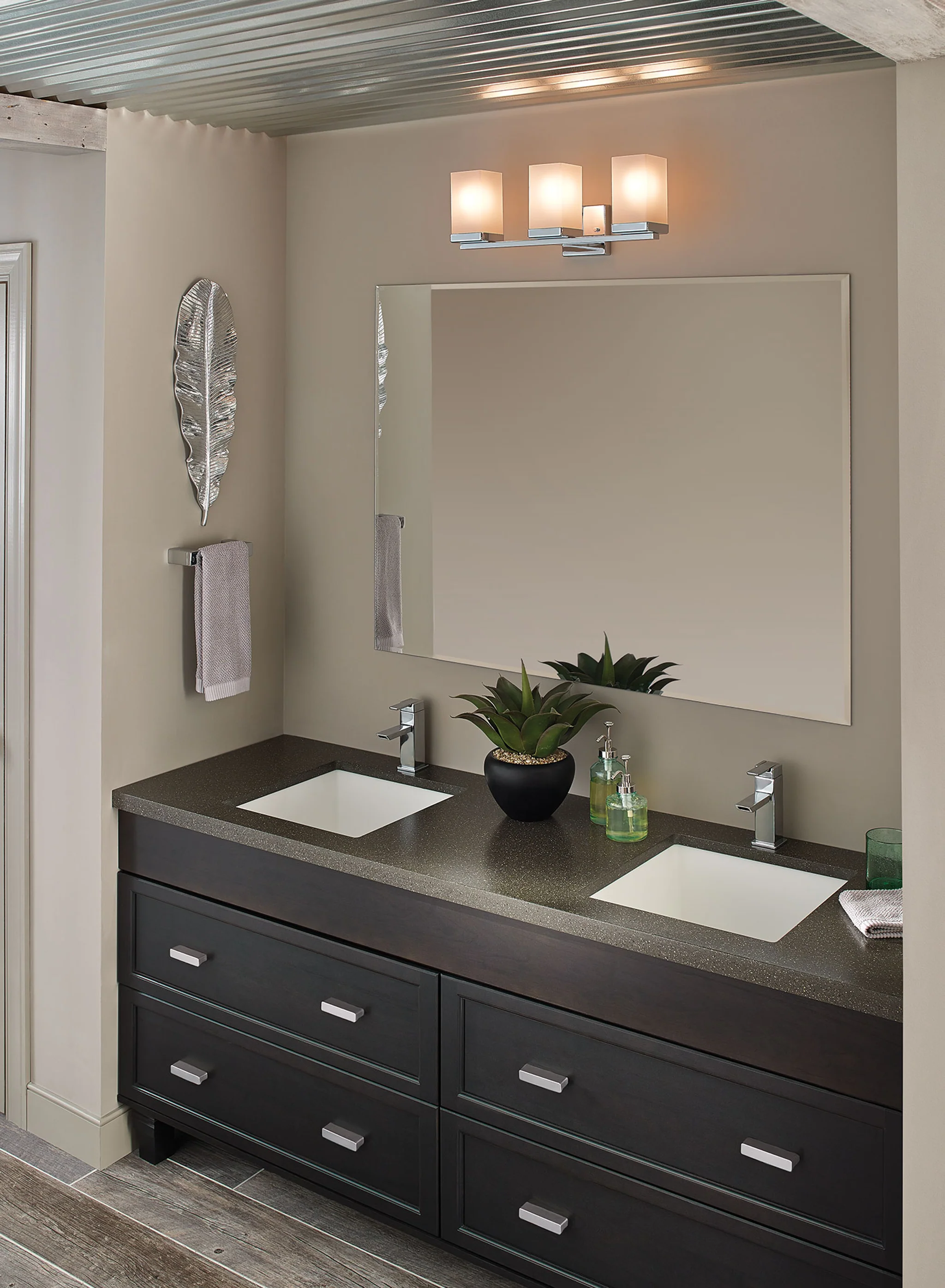 2825-90-Degree-Hand-Towel-Bar-17.webp 90 Degree Hand Towel Bar