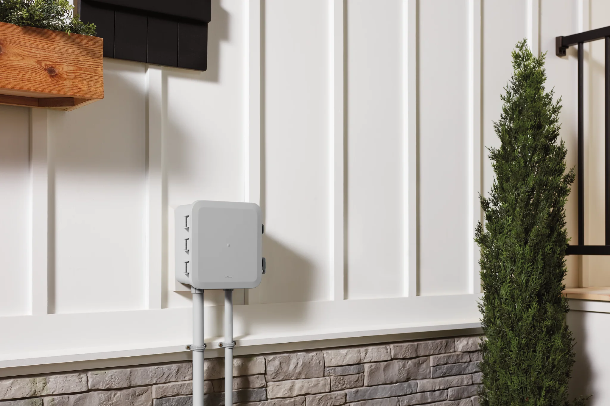 2887-Moen-Smart-Sprinkler-Controller-Outdoor-Enclosure-6.webp Moen Smart Sprinkler Controller Outdoor Enclosure