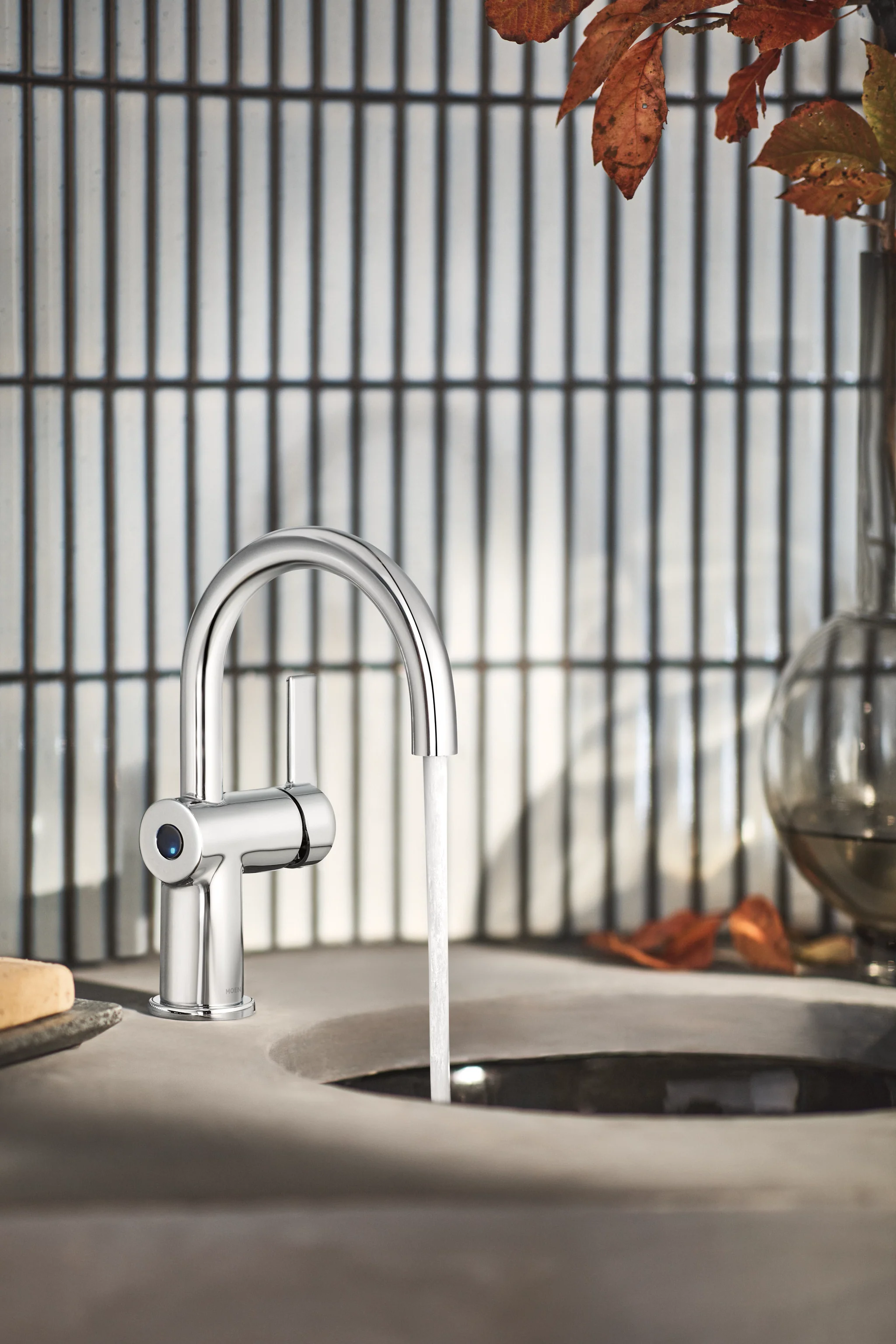 2901-Cia-MotionSense-One-Handle-Touchless-Bathroom-Faucet-12.webp Cia MotionSense One-Handle Touchless Bathroom Faucet