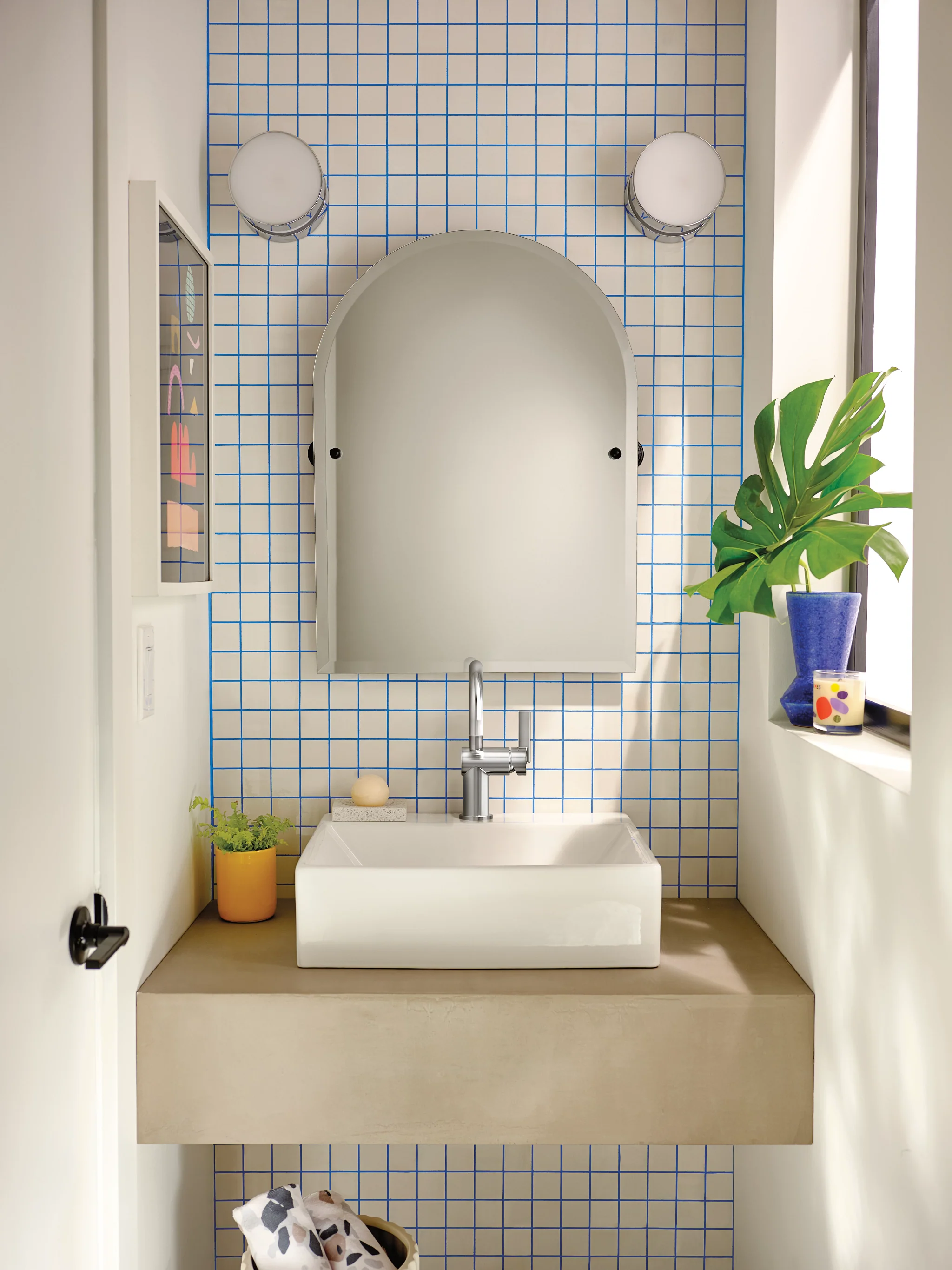 2901-Cia-MotionSense-One-Handle-Touchless-Bathroom-Faucet-13.webp Cia MotionSense One-Handle Touchless Bathroom Faucet