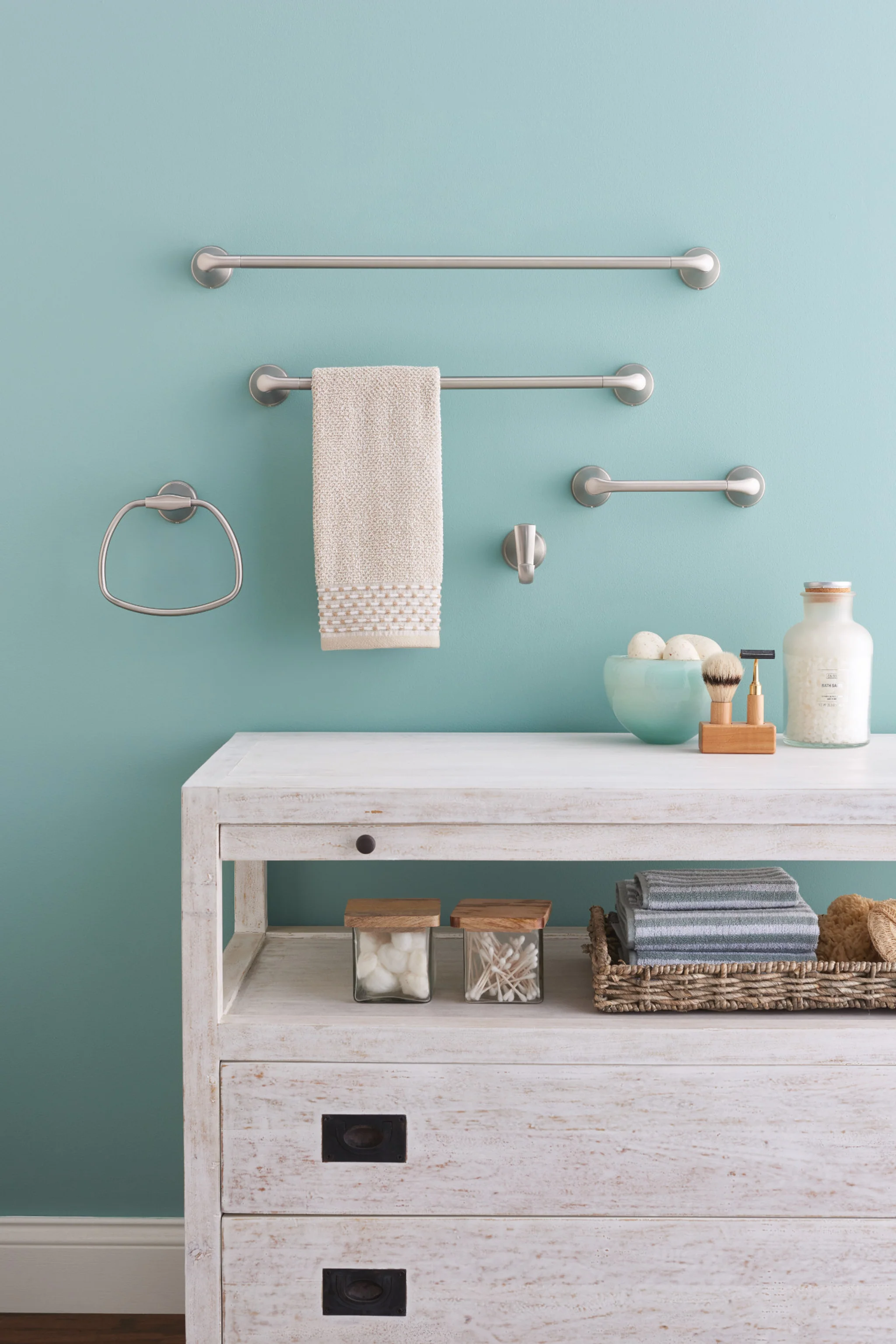 2912-Tiffin-Brushed-nickel-Robe-Hook-11.webp Tiffin Brushed nickel Robe Hook