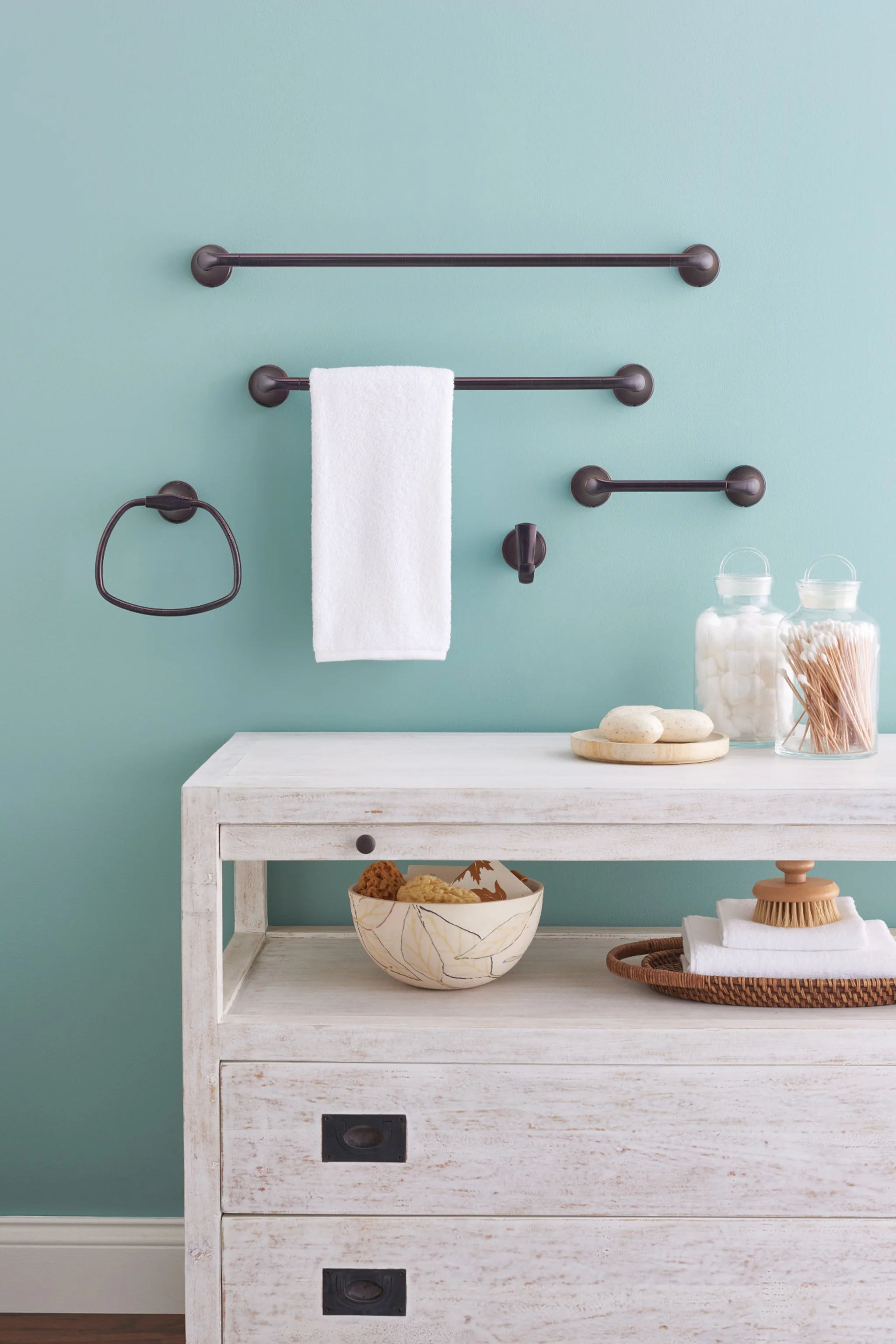 2912-Tiffin-Brushed-nickel-Robe-Hook-5.webp Tiffin Brushed nickel Robe Hook