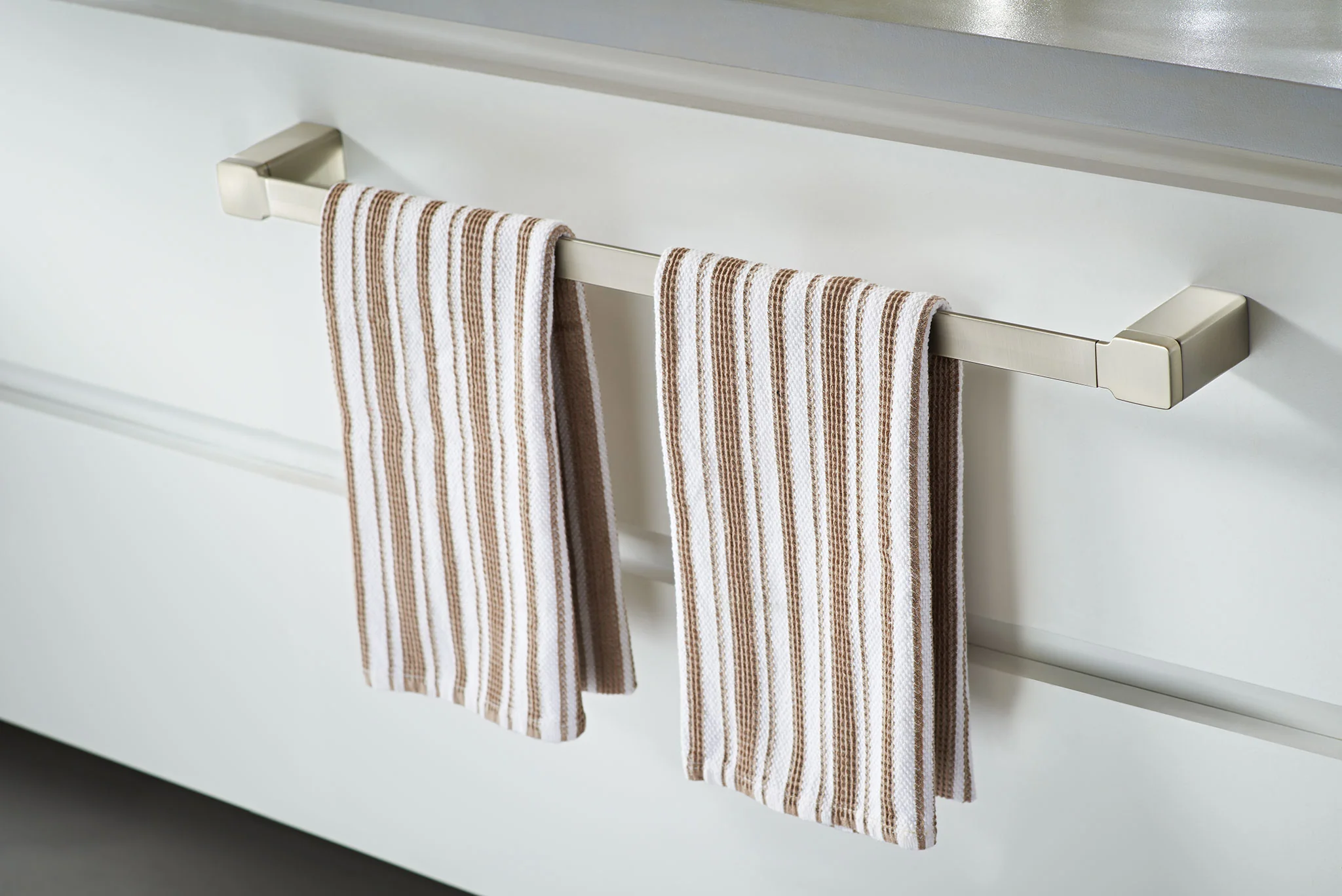 2954-90-Degree-24-Towel-Bar-4.webp 90 Degree 24" Towel Bar