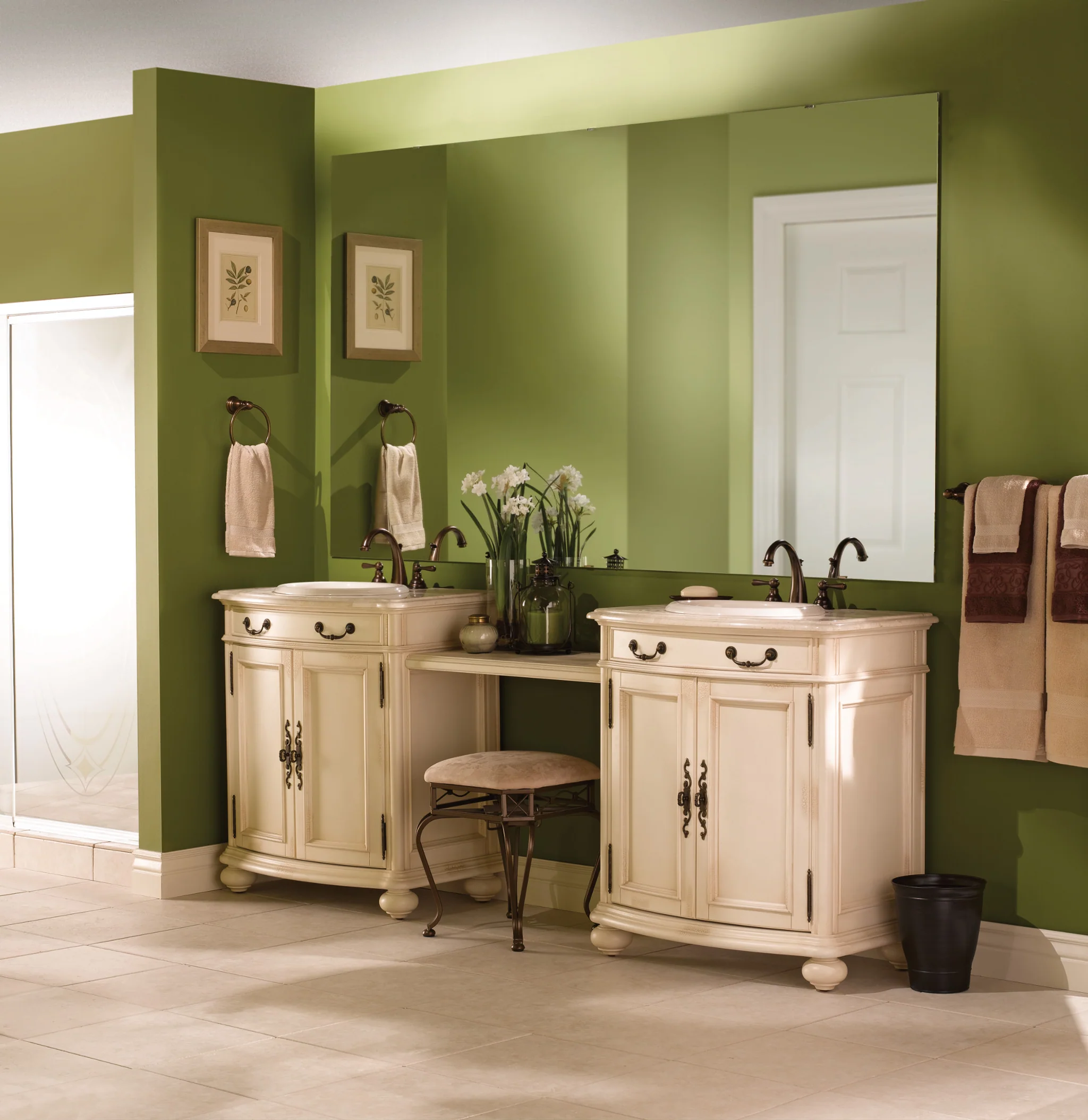 3154-Kingsley-18-Towel-Bar-13.webp Kingsley 18" Towel Bar