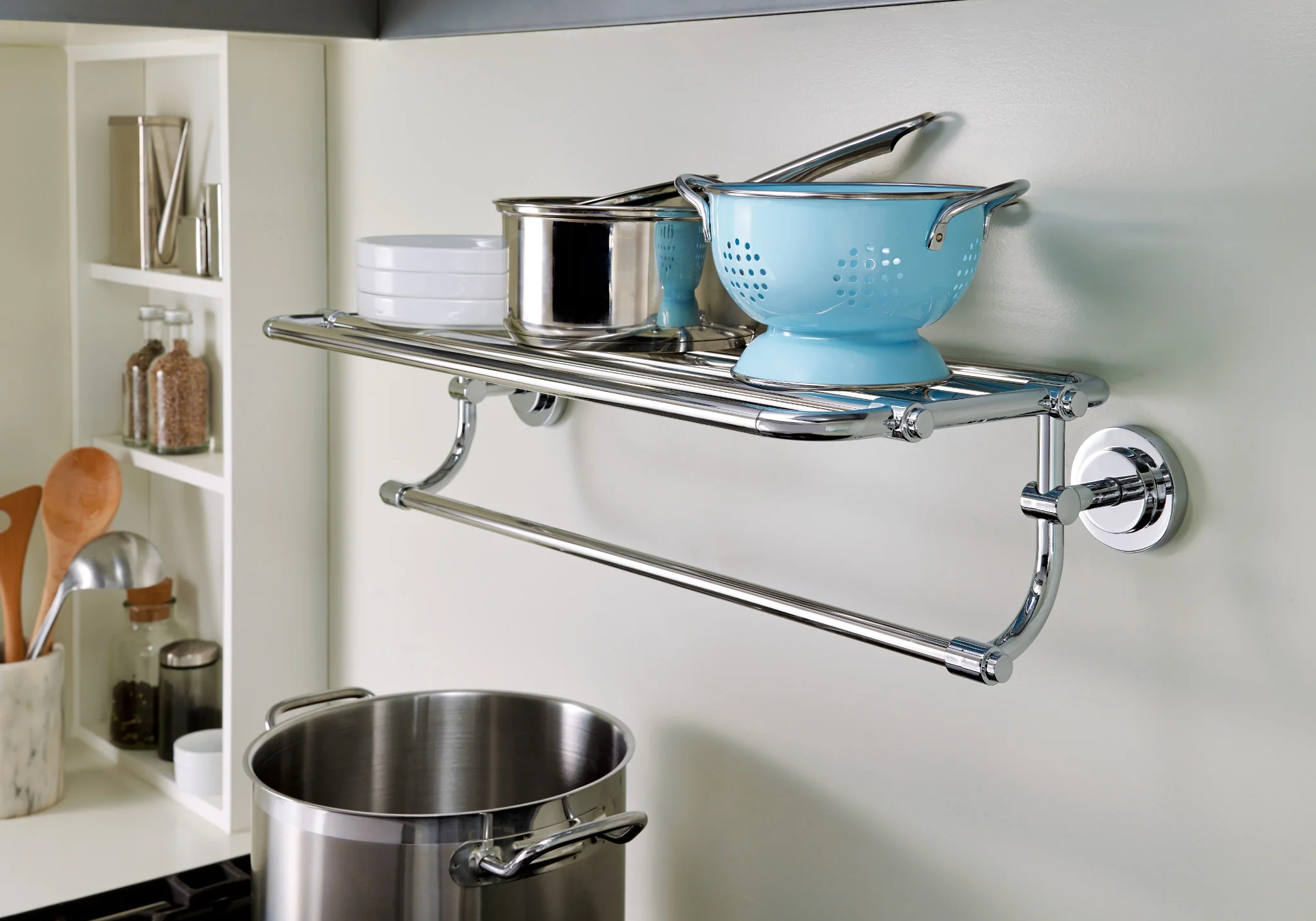 3181-Iso-Bathroom-Shelf-with-Towel-Bar-11.webp Iso Bathroom Shelf with Towel Bar