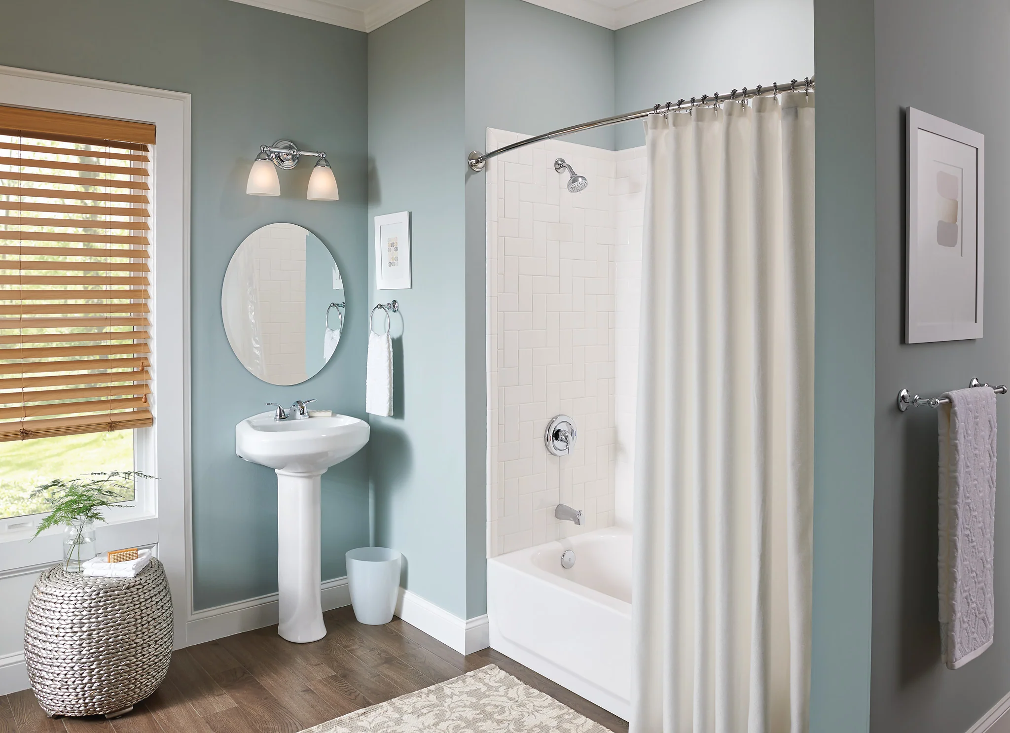 3201-Brantford-Chrome-Bath-Light-15.webp Brantford Chrome Bath Light