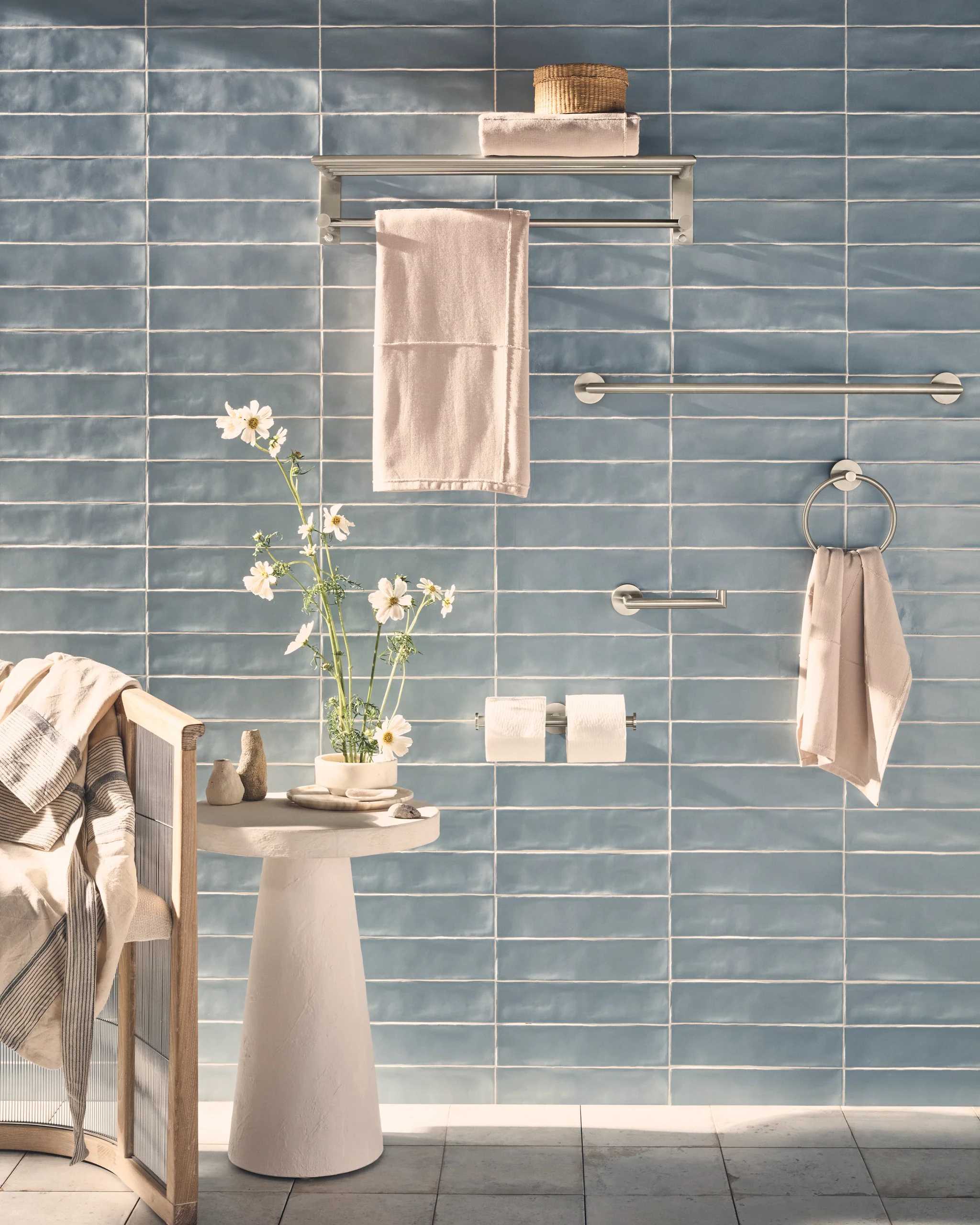 3217-Arlys-Towel-Shelf-11.webp Arlys Towel Shelf