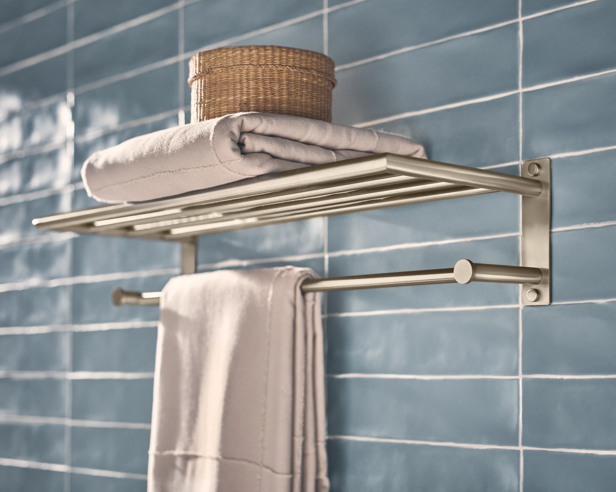 3217-Arlys-Towel-Shelf-15.webp Arlys Towel Shelf
