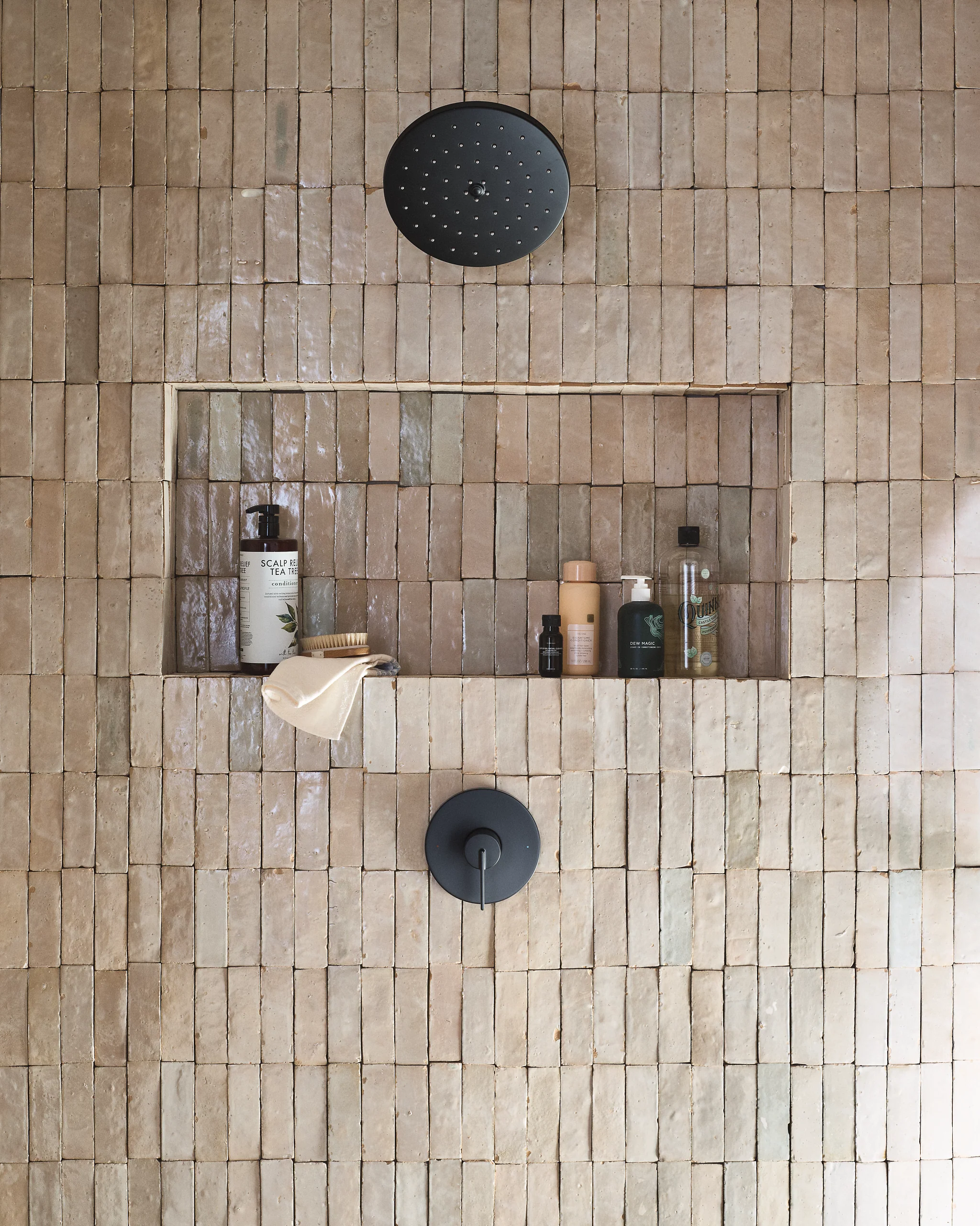 3331-Cia-M-CORE-3-Series-Shower-Trim-9.webp Cia M-CORE 3-Series Shower Trim