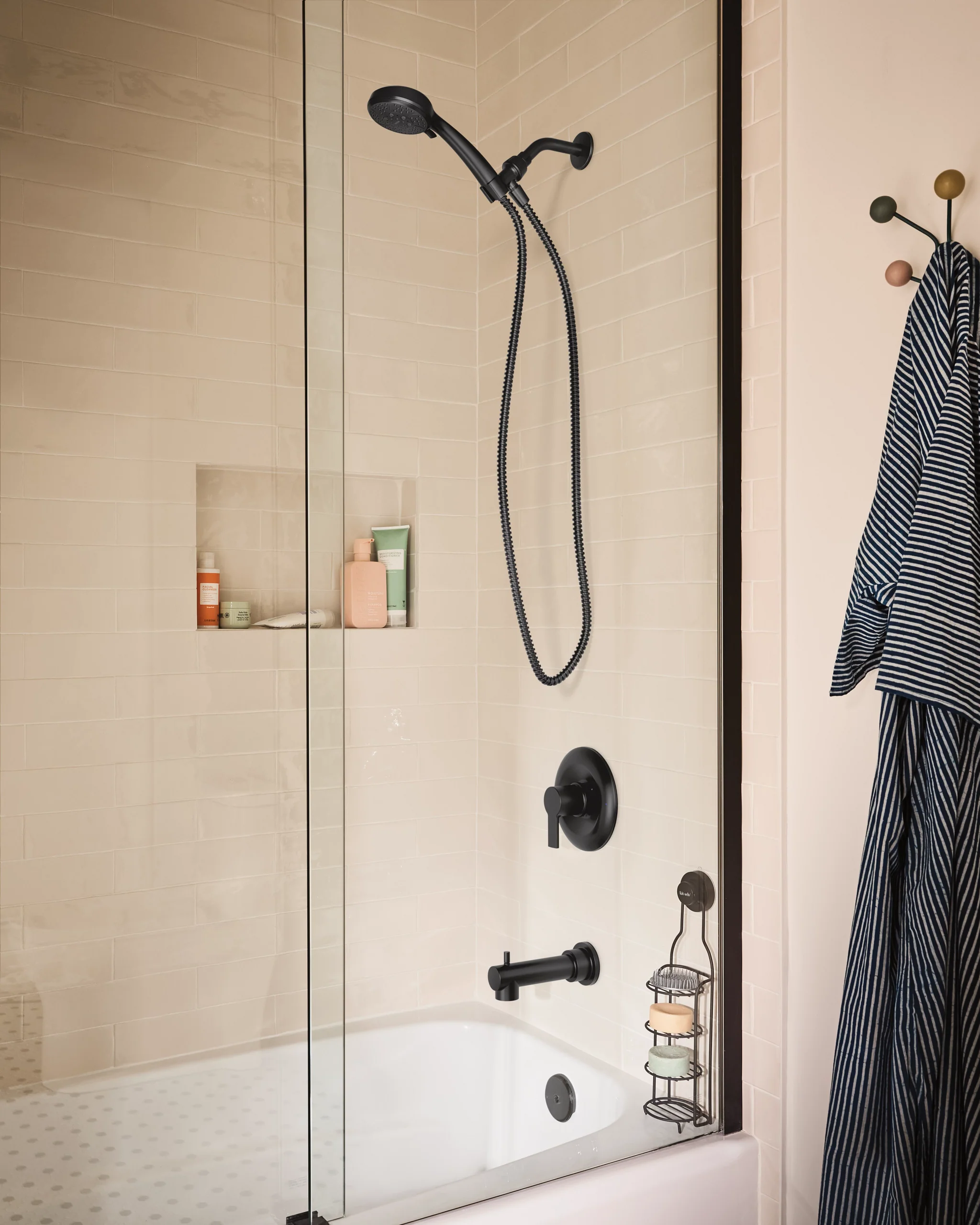 339-MEENA-Posi-Temp-R-tub-shower-16.webp MEENA Posi-Temp(R) tub/shower