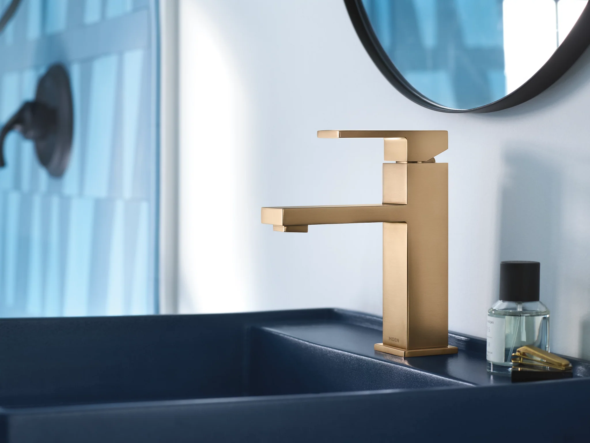 343-Revyl-One-handle-Bathroom-Sink-Faucet-4.webp Revyl One-handle Bathroom Sink Faucet